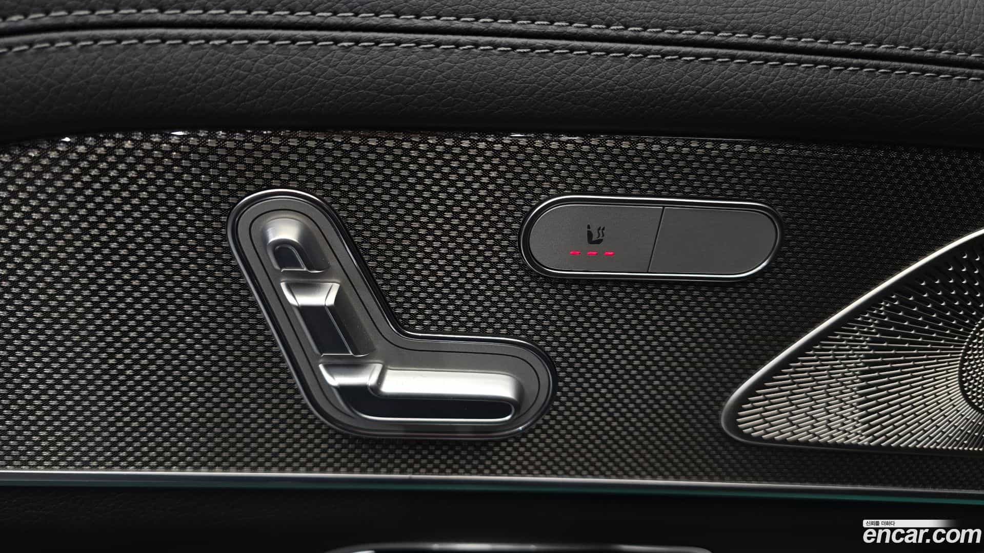 GLE-Class Mercedes-Benz 2023.7-OPTION-016