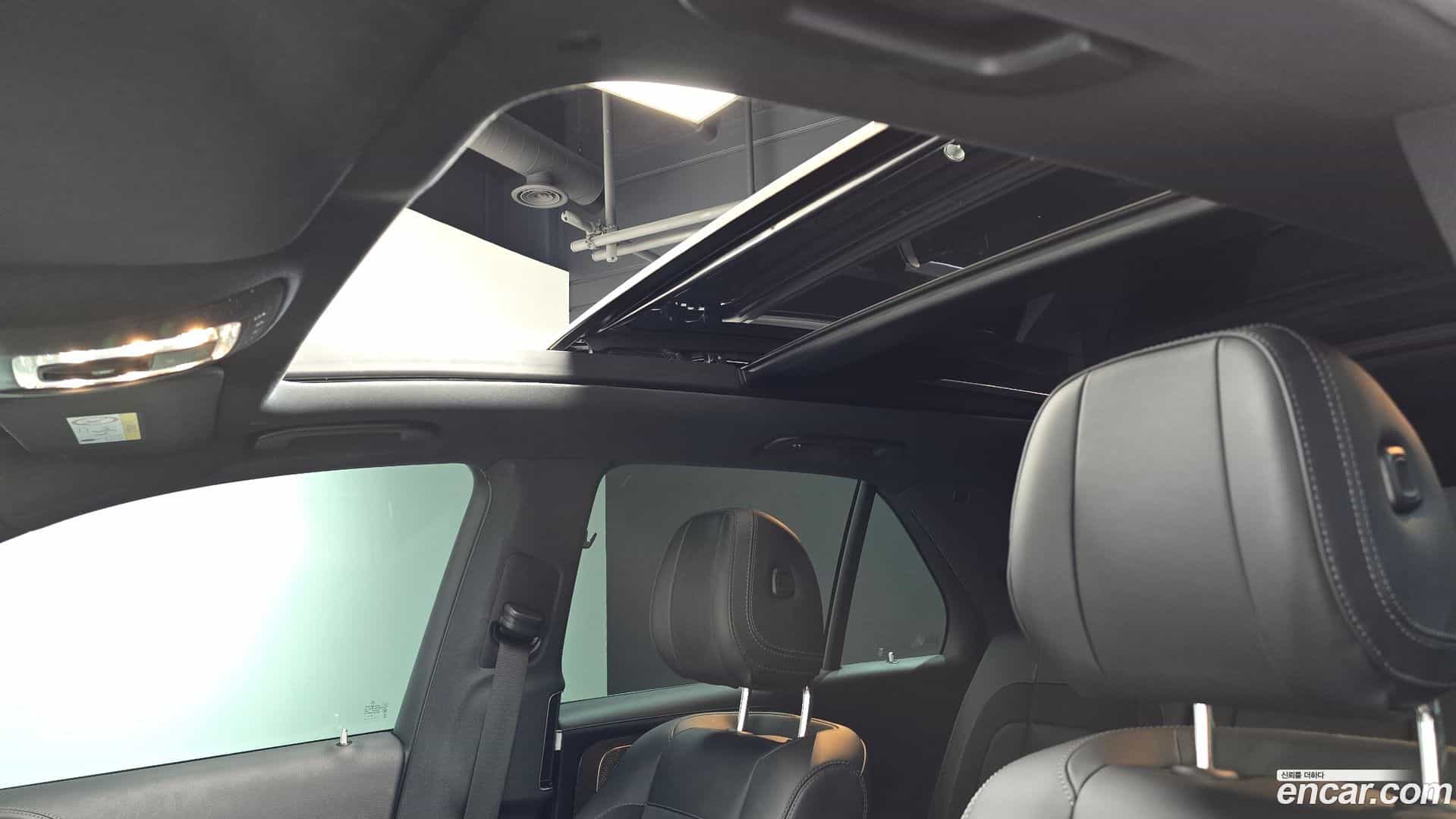 GLE-Class Mercedes-Benz 2023.7-OPTION-021
