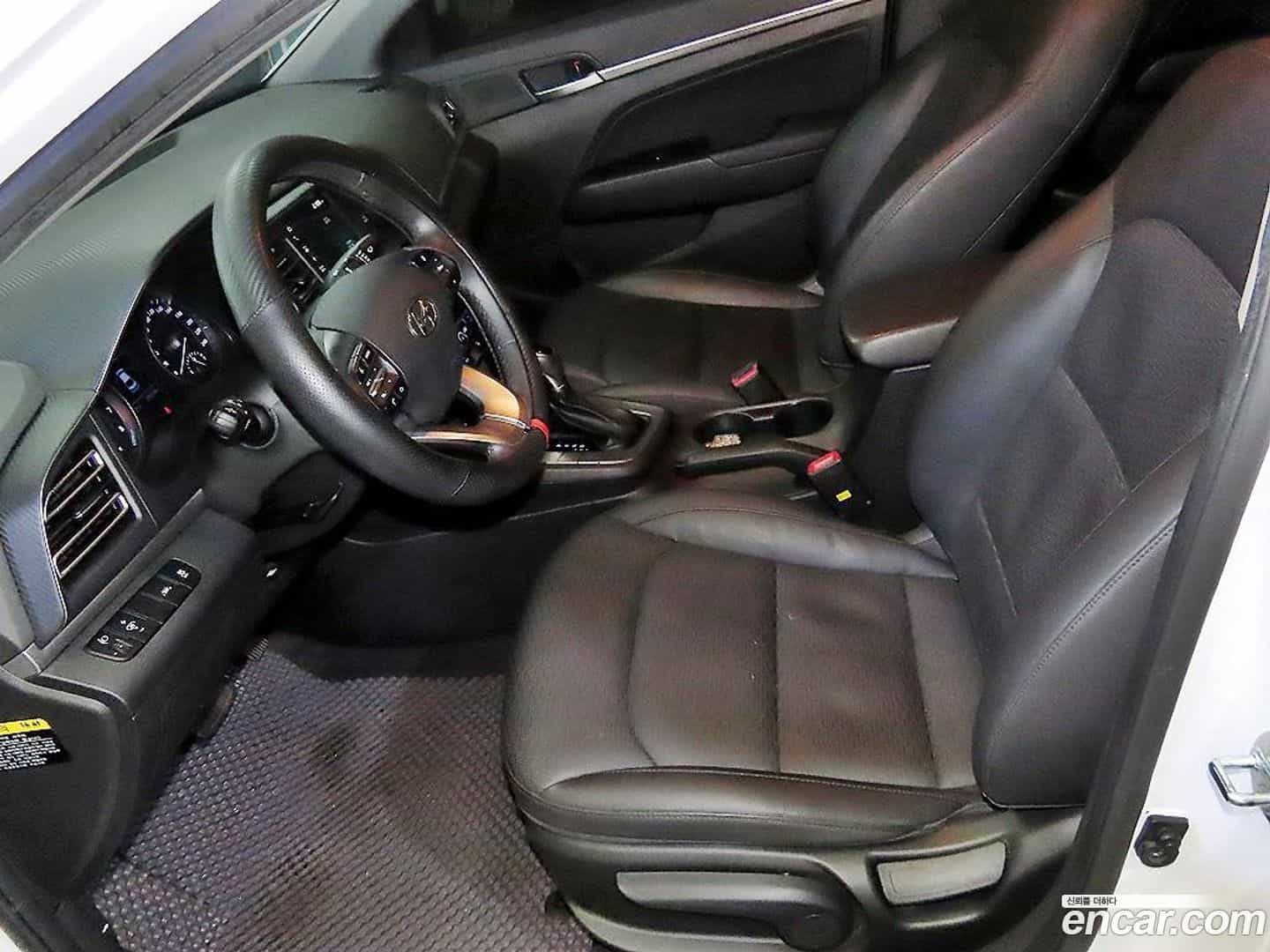 AVANTE Hyundai 2020.2-OUTER-006