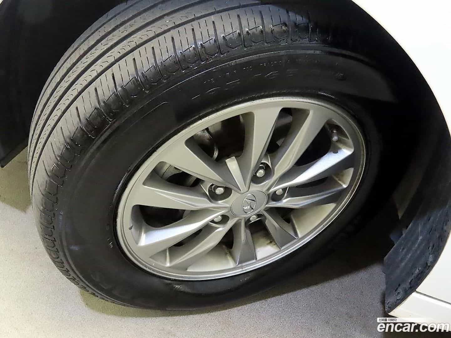 AVANTE Hyundai 2020.2-OPTION-023