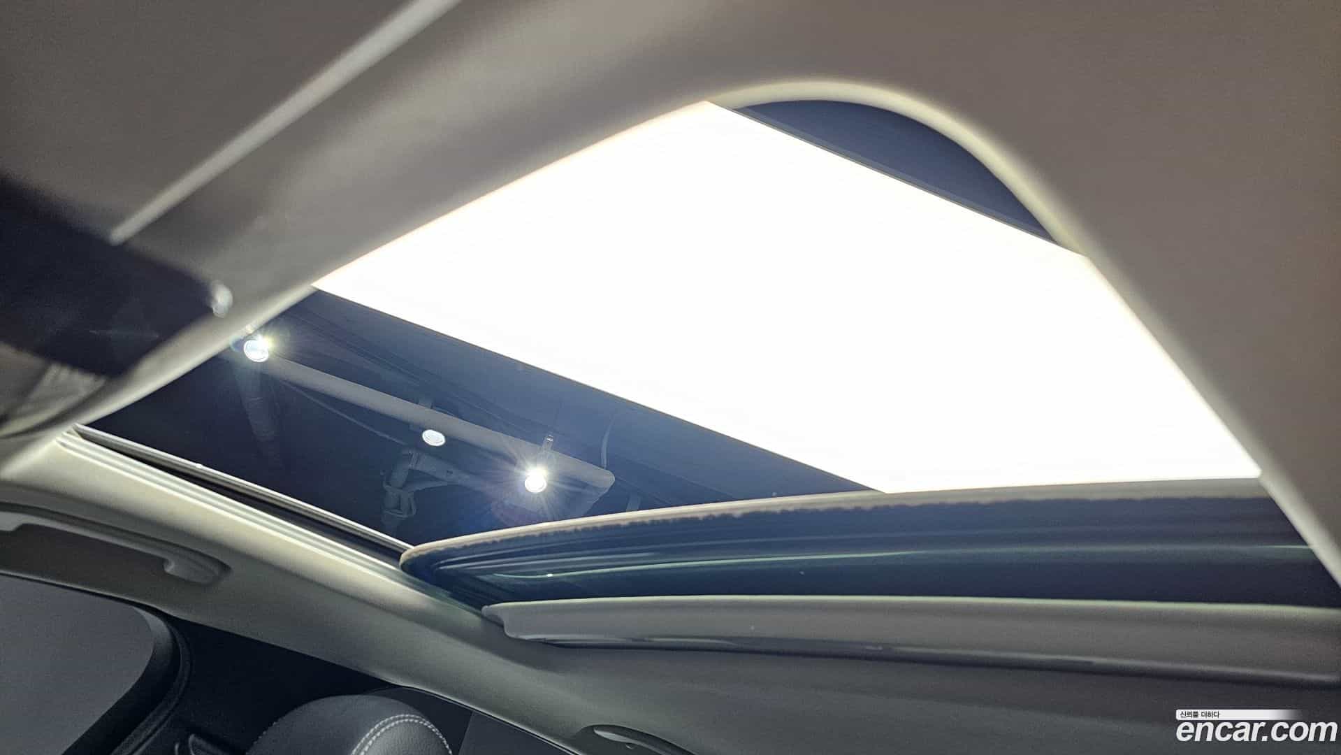 C-Class Mercedes-Benz 2017.2-OPTION-020