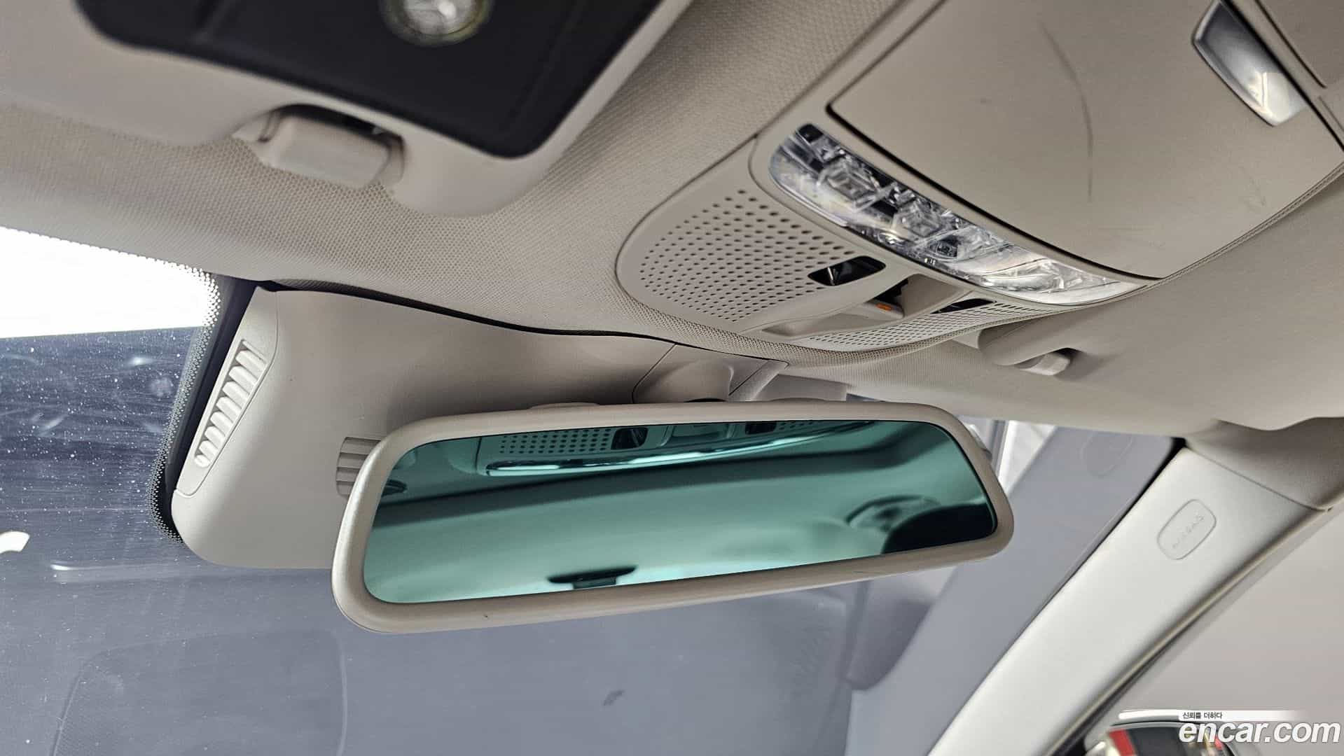 C-Class Mercedes-Benz 2017.2-OPTION-022