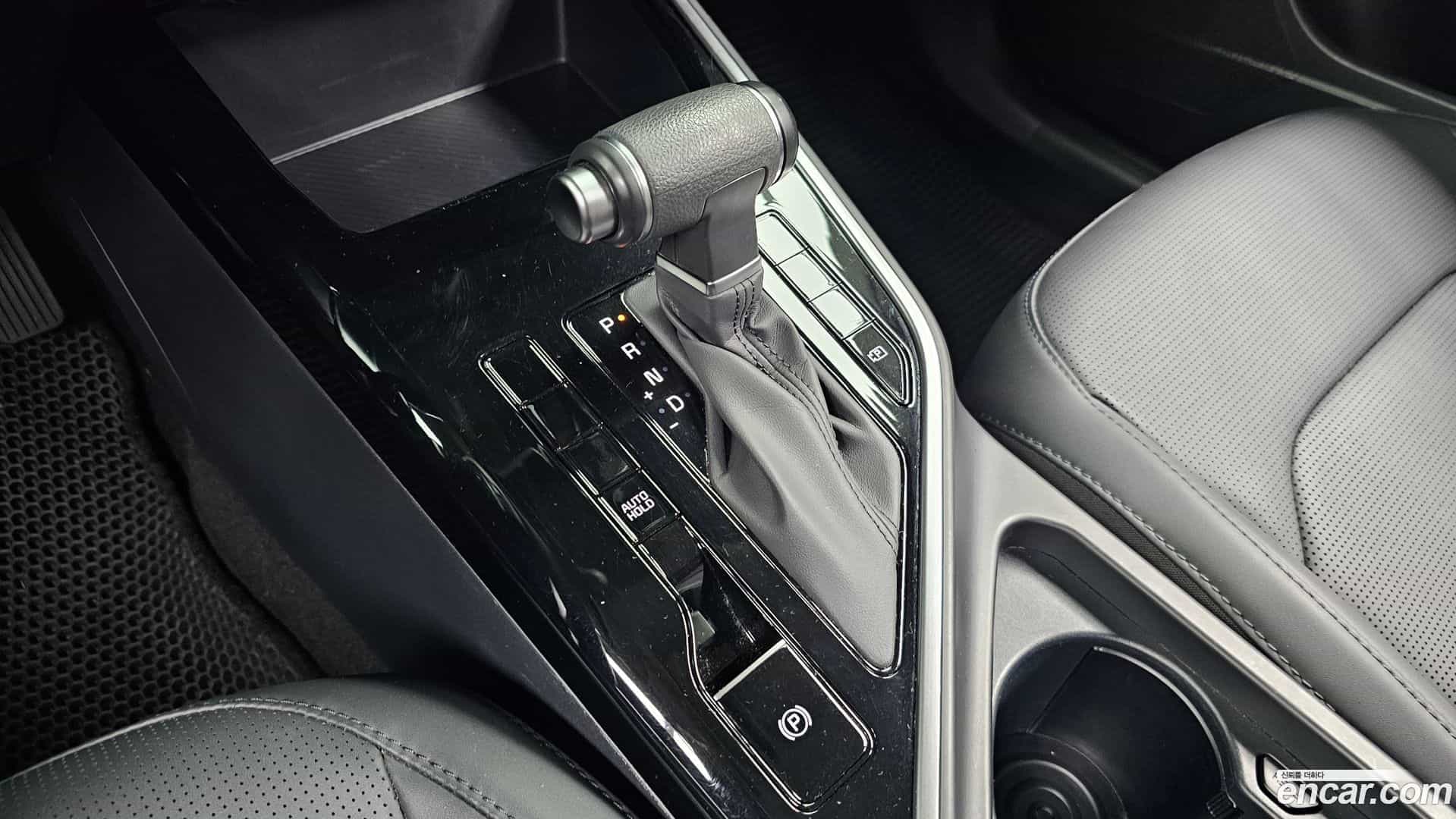 Niro Kia 2022.3-INNER-009