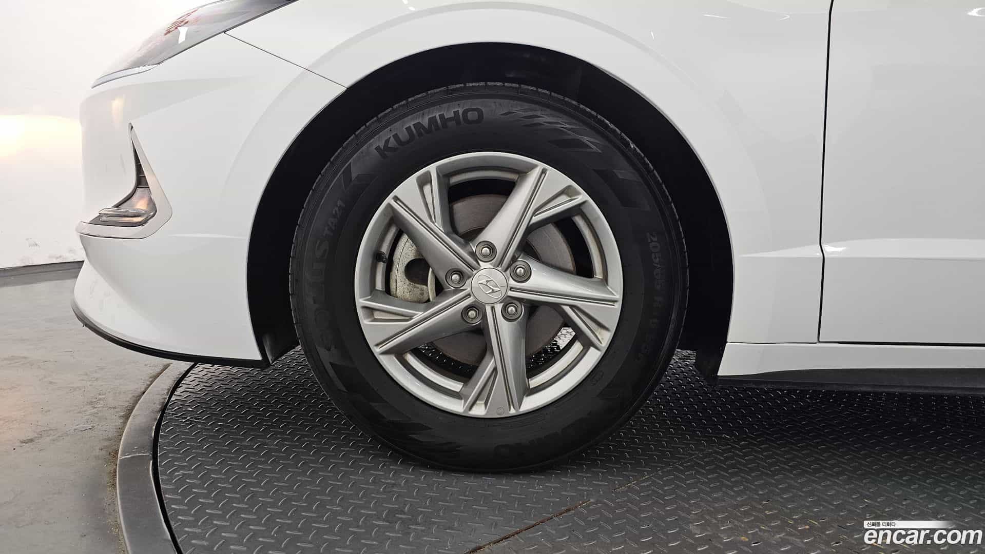 Sonata Hyundai 2023.2-OUTER-005