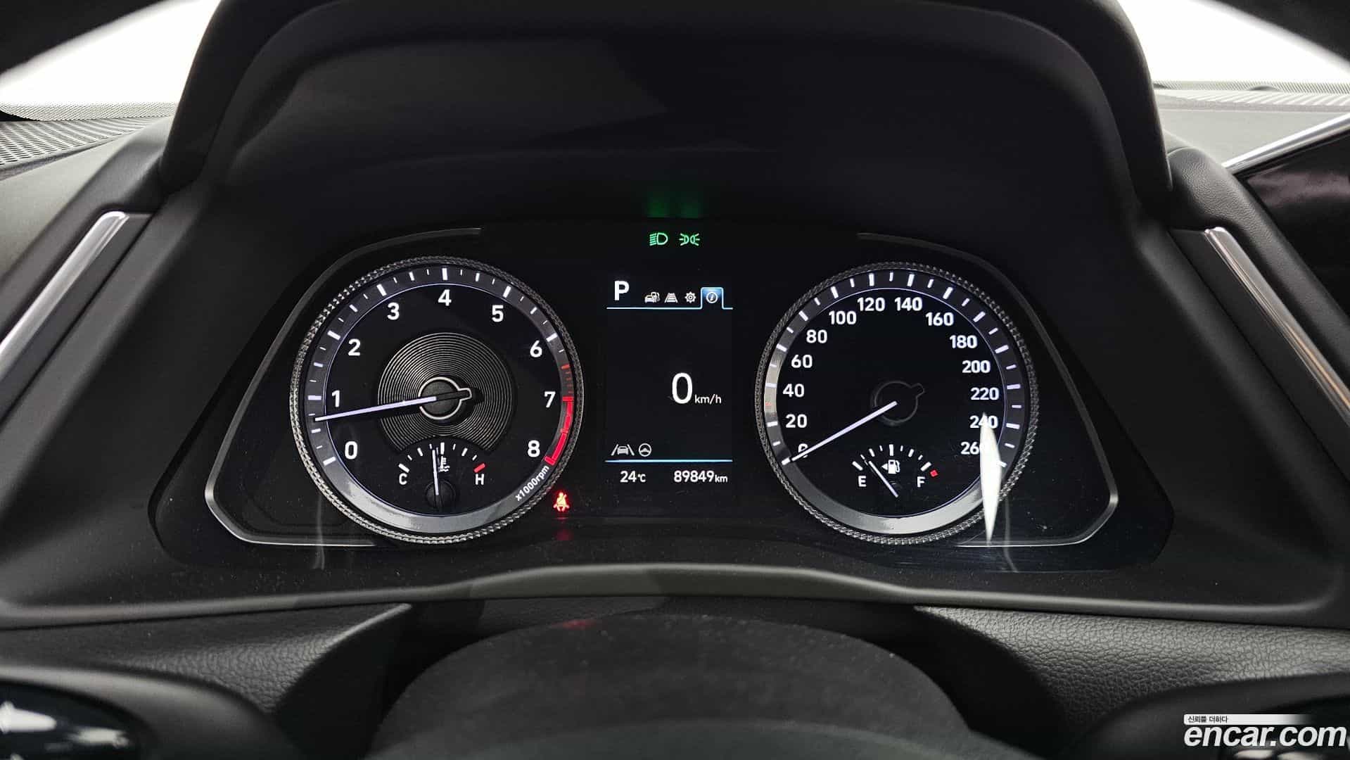 Sonata Hyundai 2023.2-INNER-008