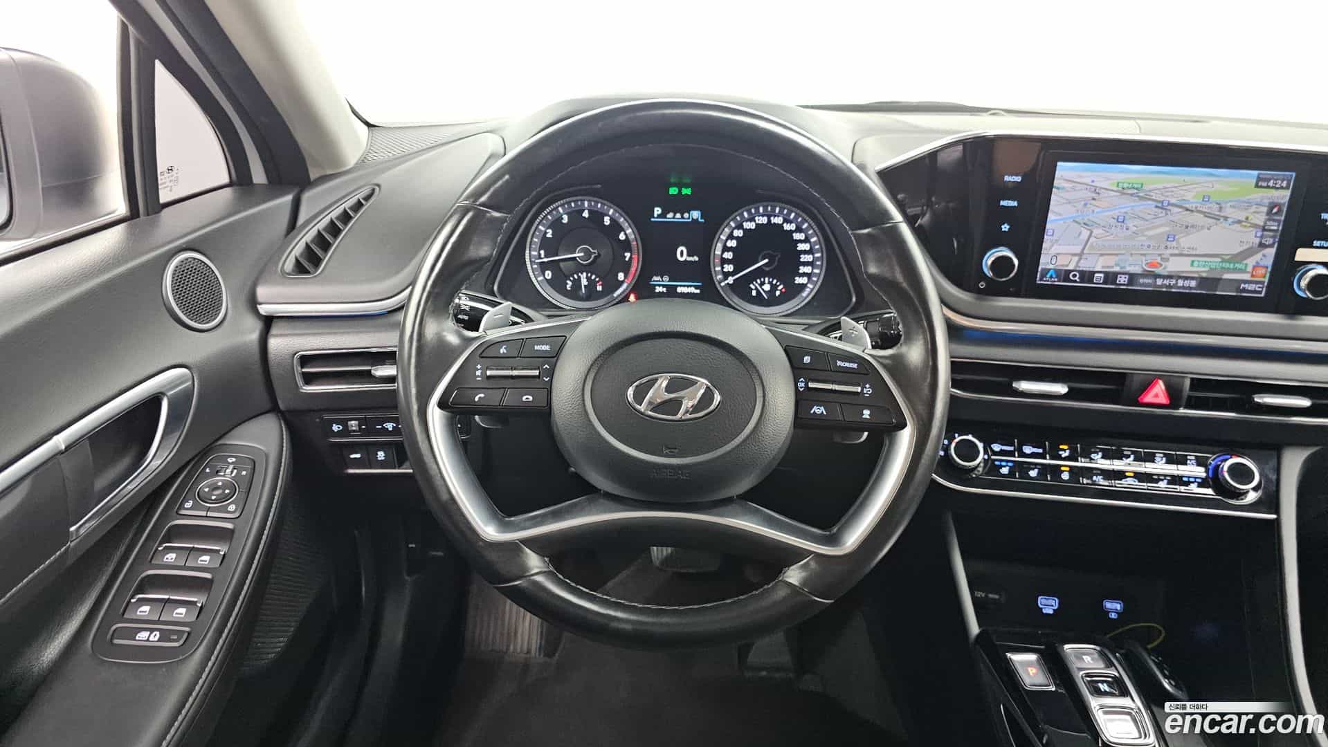 Sonata Hyundai 2023.2-OPTION-017