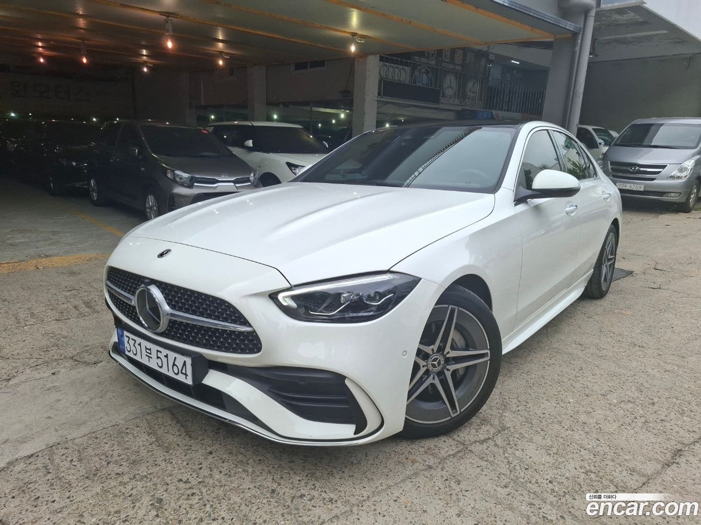 Main__Slider__Photo:C-Class Mercedes-Benz 2025.4-0