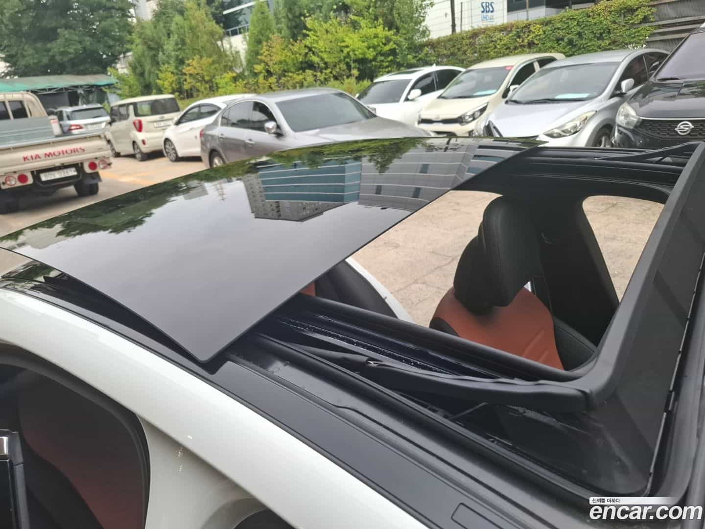 C-Class Mercedes-Benz 2025.4-INNER-010