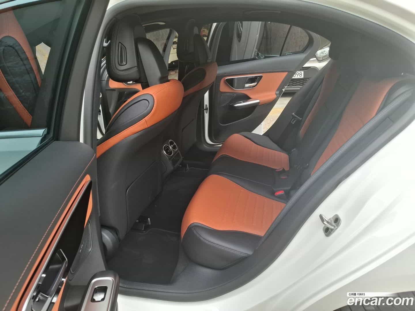 C-Class Mercedes-Benz 2025.4-OPTION-023