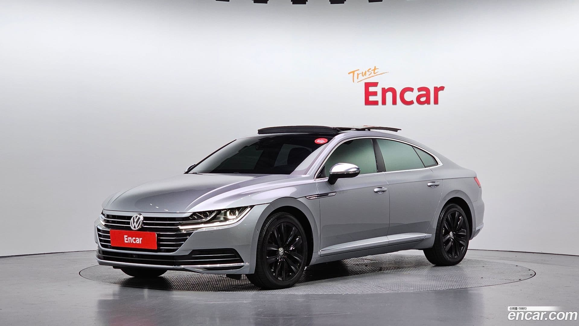 Main__Slider__Photo:Arteon Volkswagen 2019.11-0