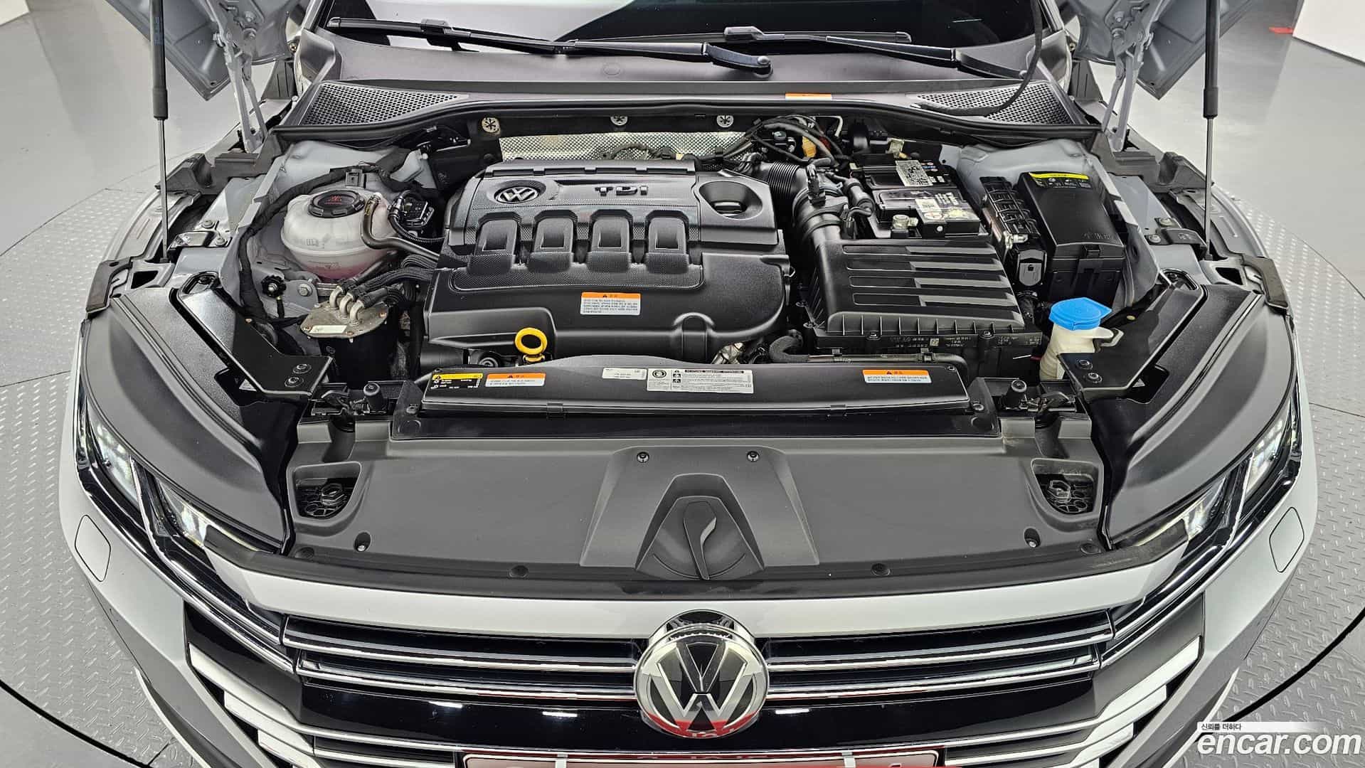 Arteon Volkswagen 2019.11-OUTER-006