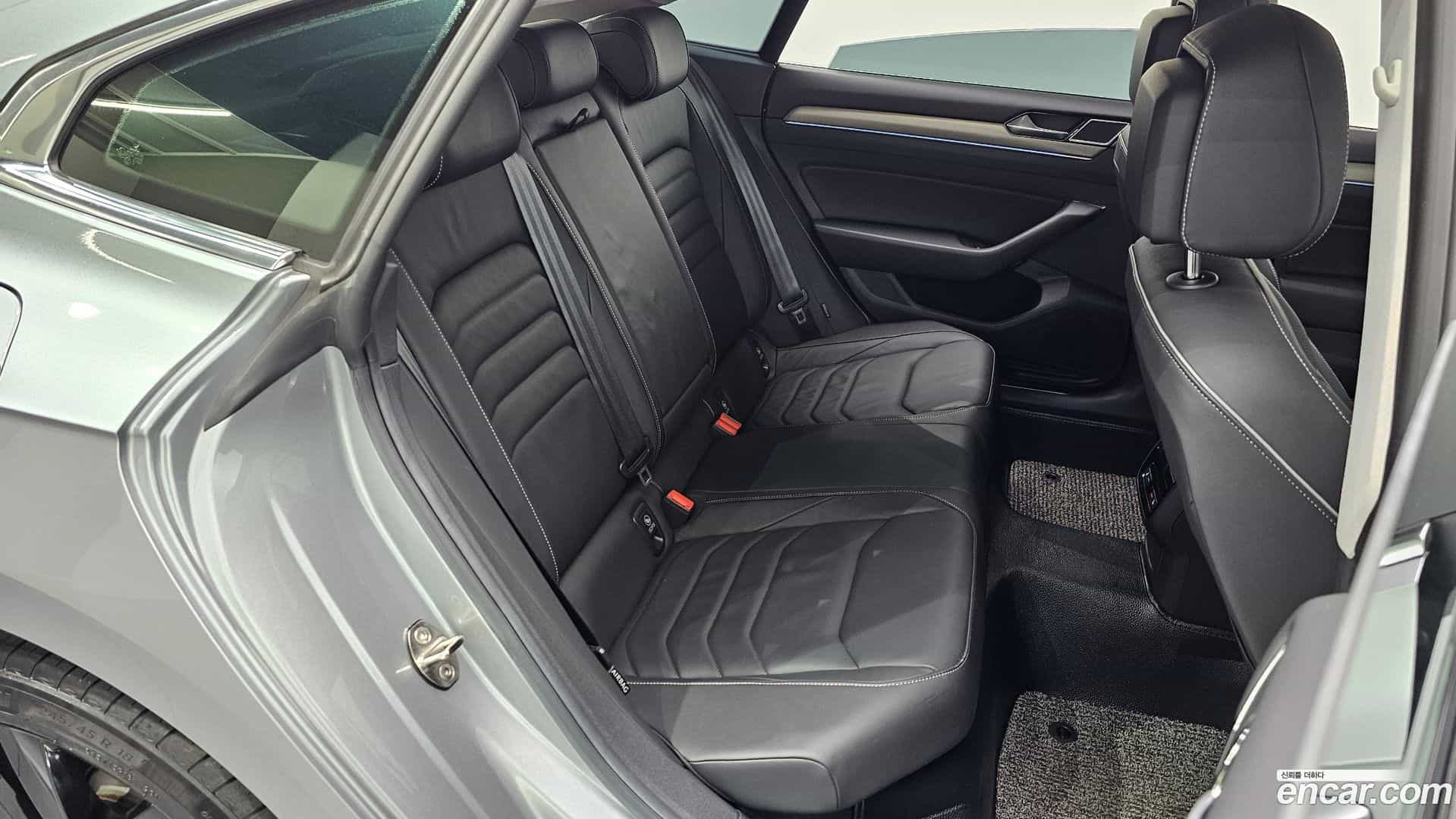 Arteon Volkswagen 2019.11-OPTION-015
