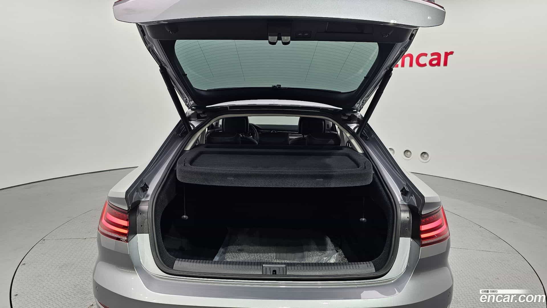 Arteon Volkswagen 2019.11-OPTION-024