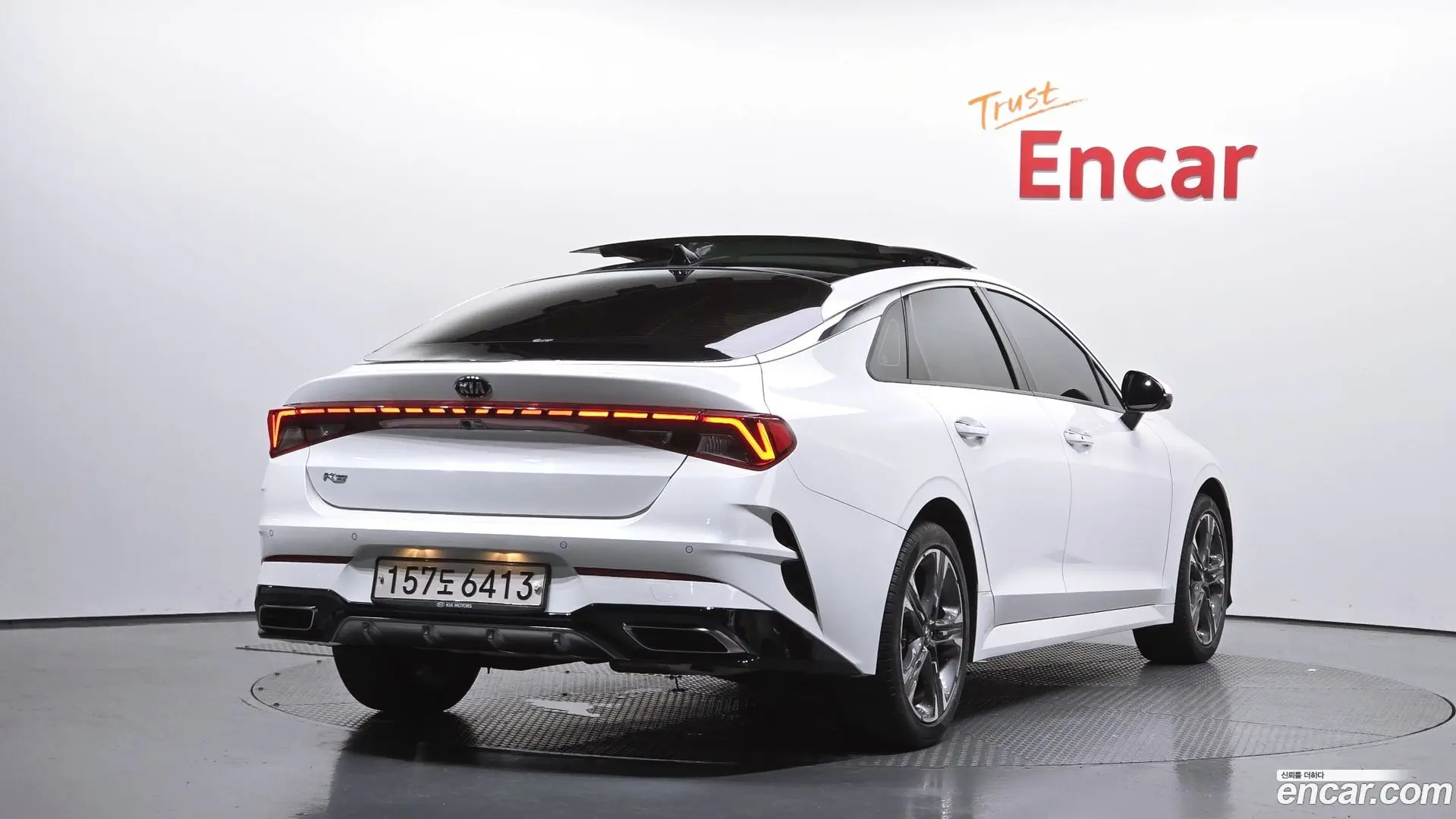 Main__Slider__Photo:K5 Kia 2020.6-1