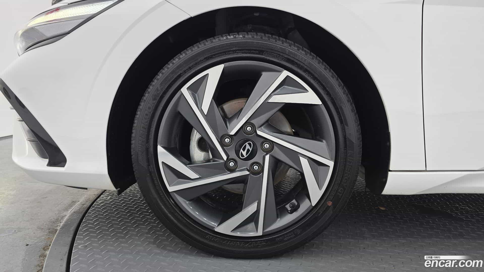 AVANTE Hyundai 2023.4-OUTER-005