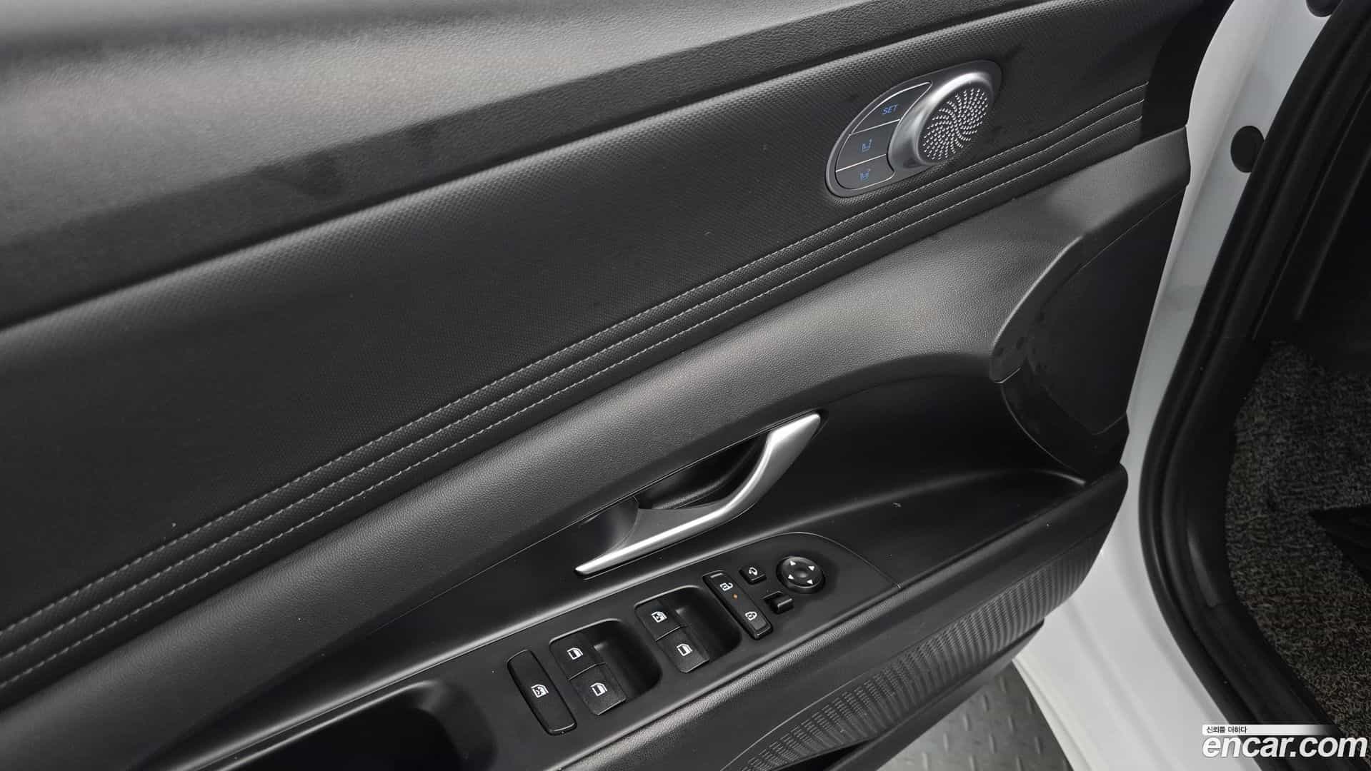 AVANTE Hyundai 2023.4-OPTION-017