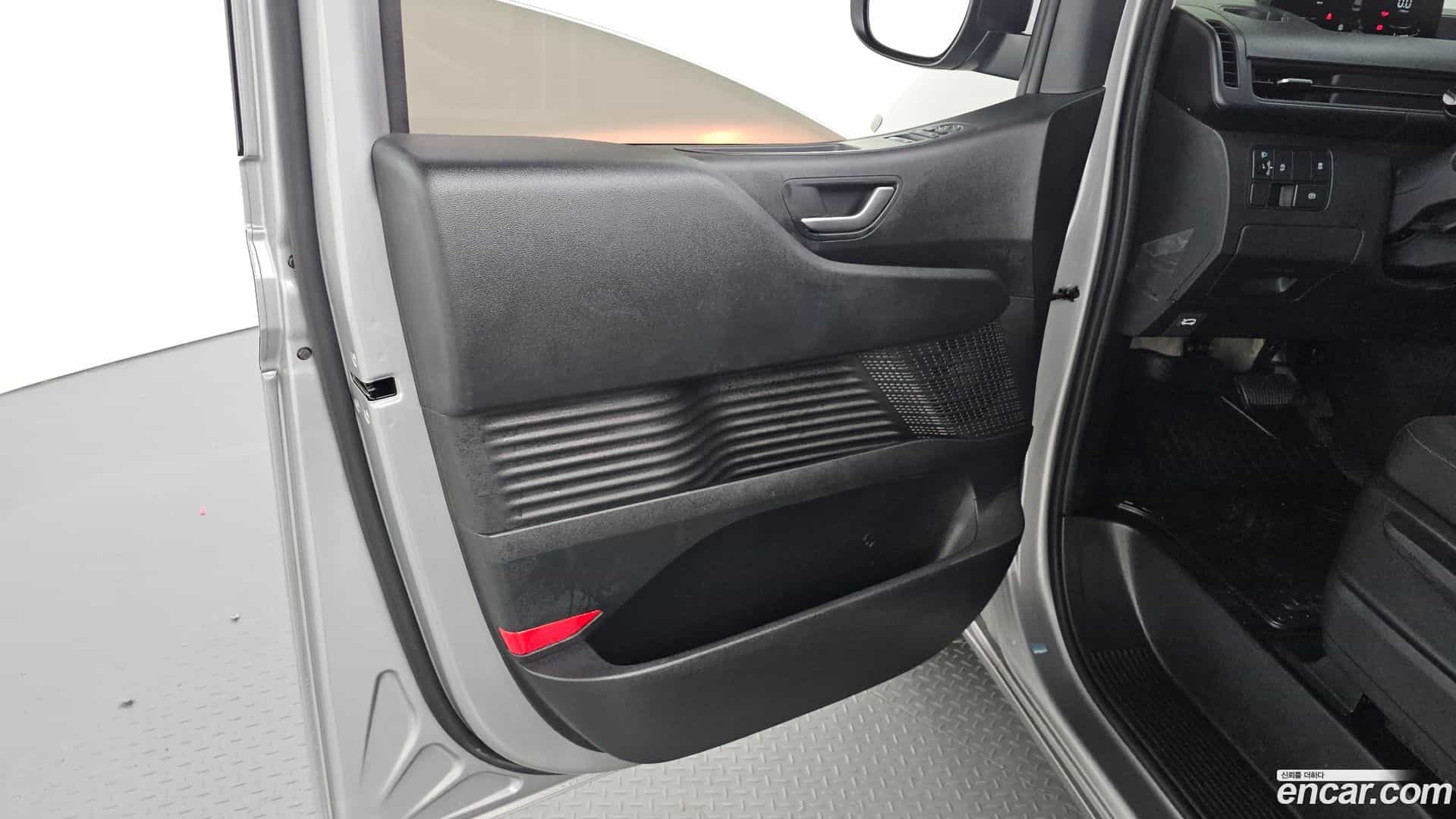 Staria Hyundai 2021.5-INNER-034