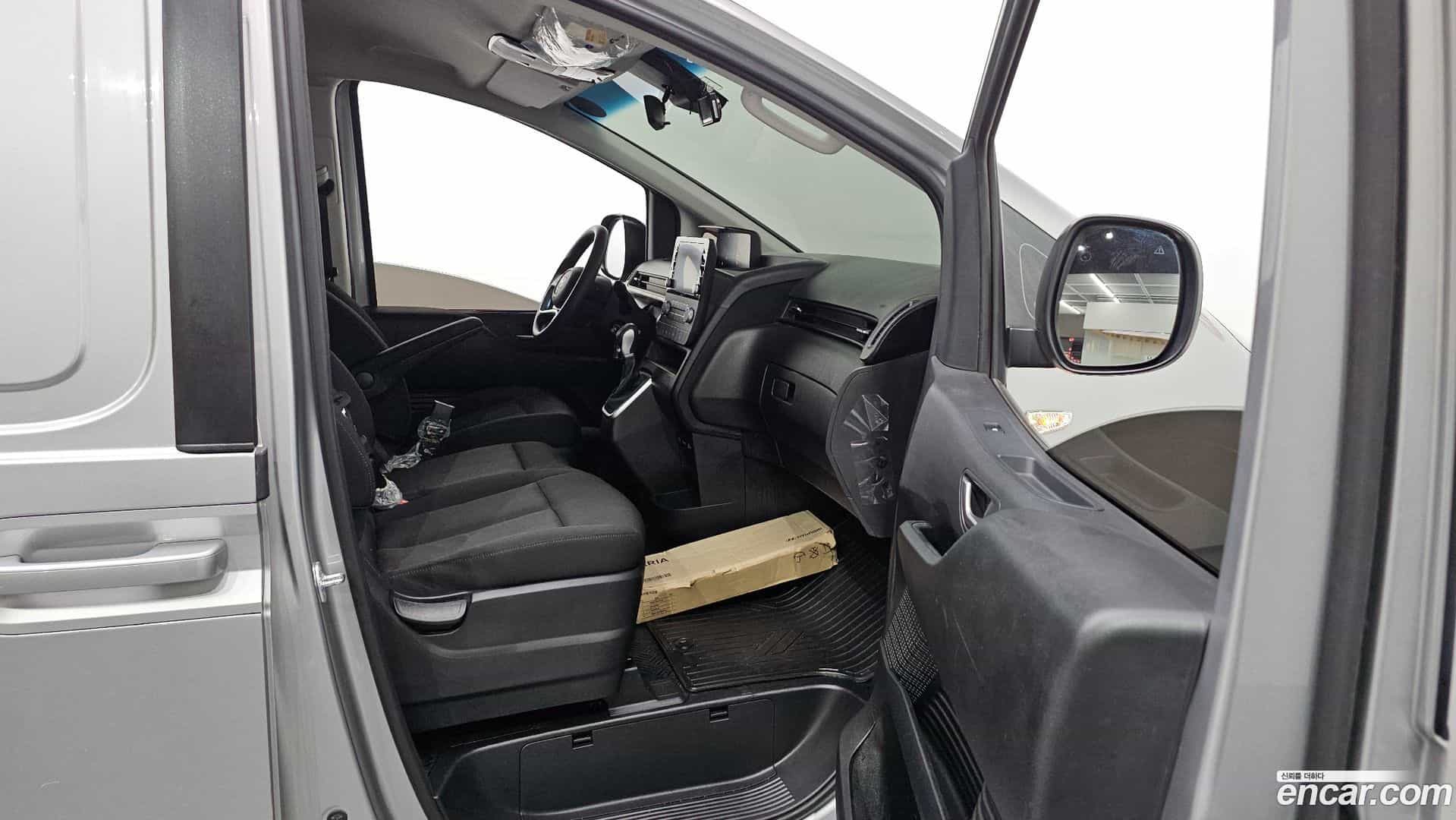 Staria Hyundai 2021.5-INNER-036