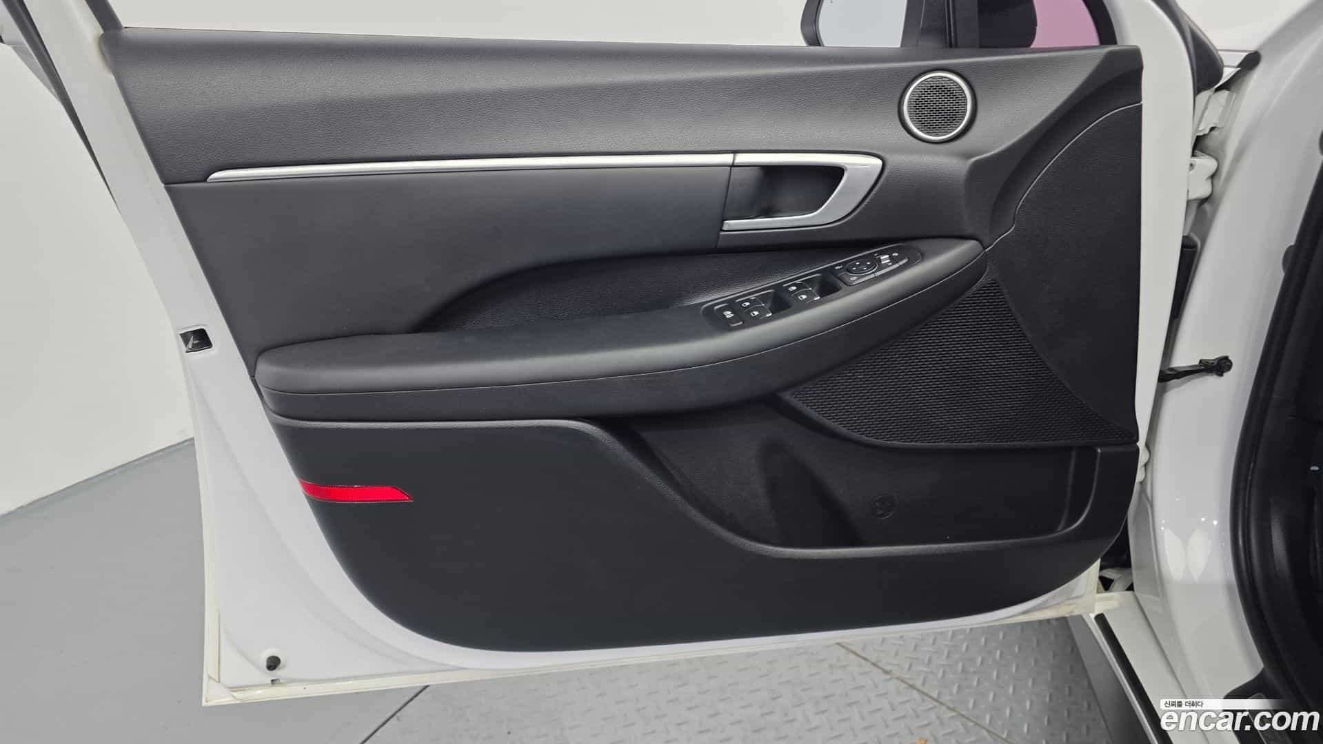 Sonata Hyundai 2020.2-INNER-034