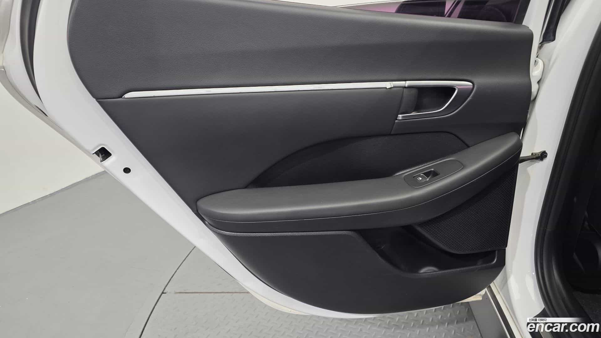 Sonata Hyundai 2020.2-INNER-035