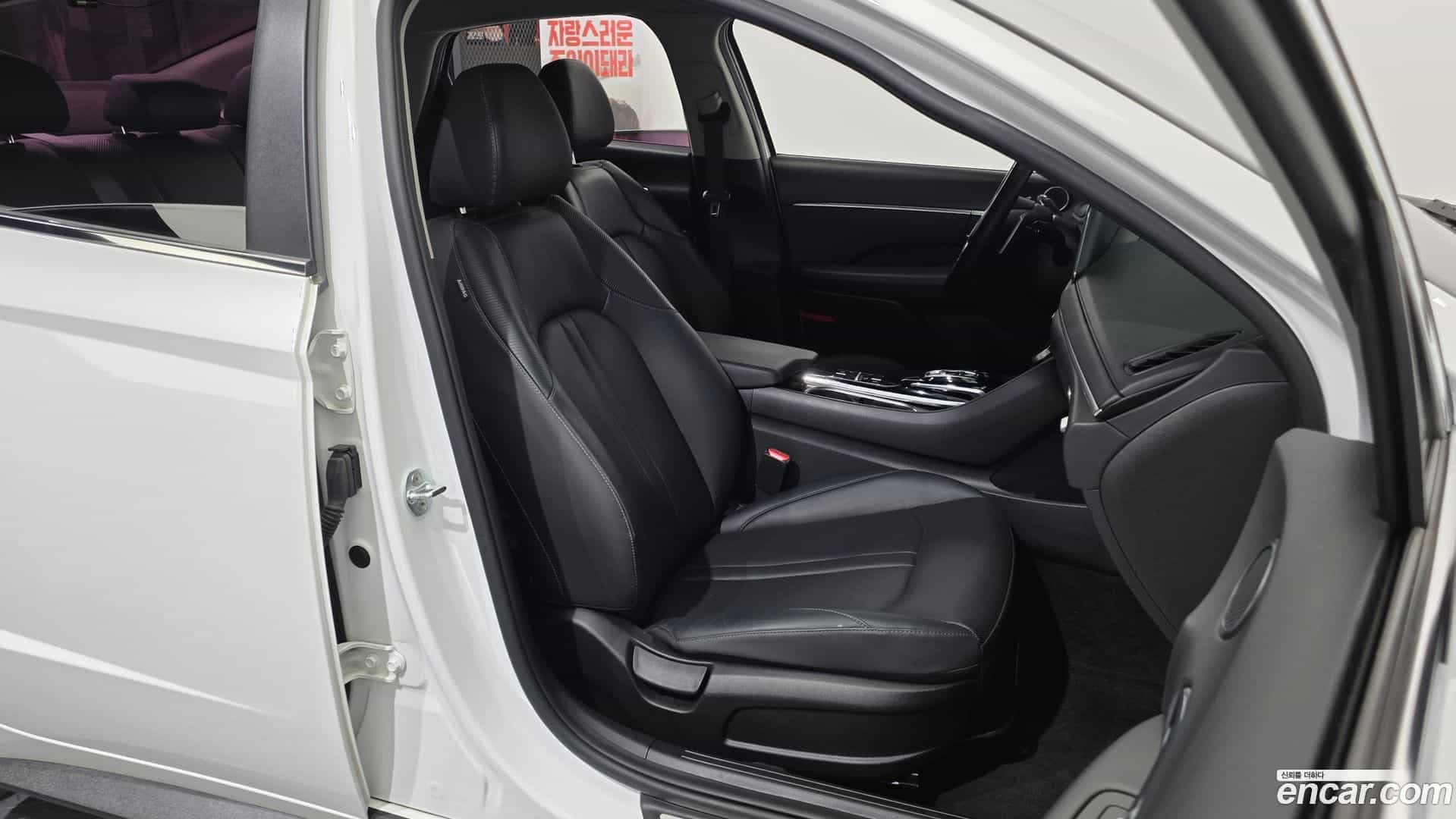 Sonata Hyundai 2020.2-INNER-036