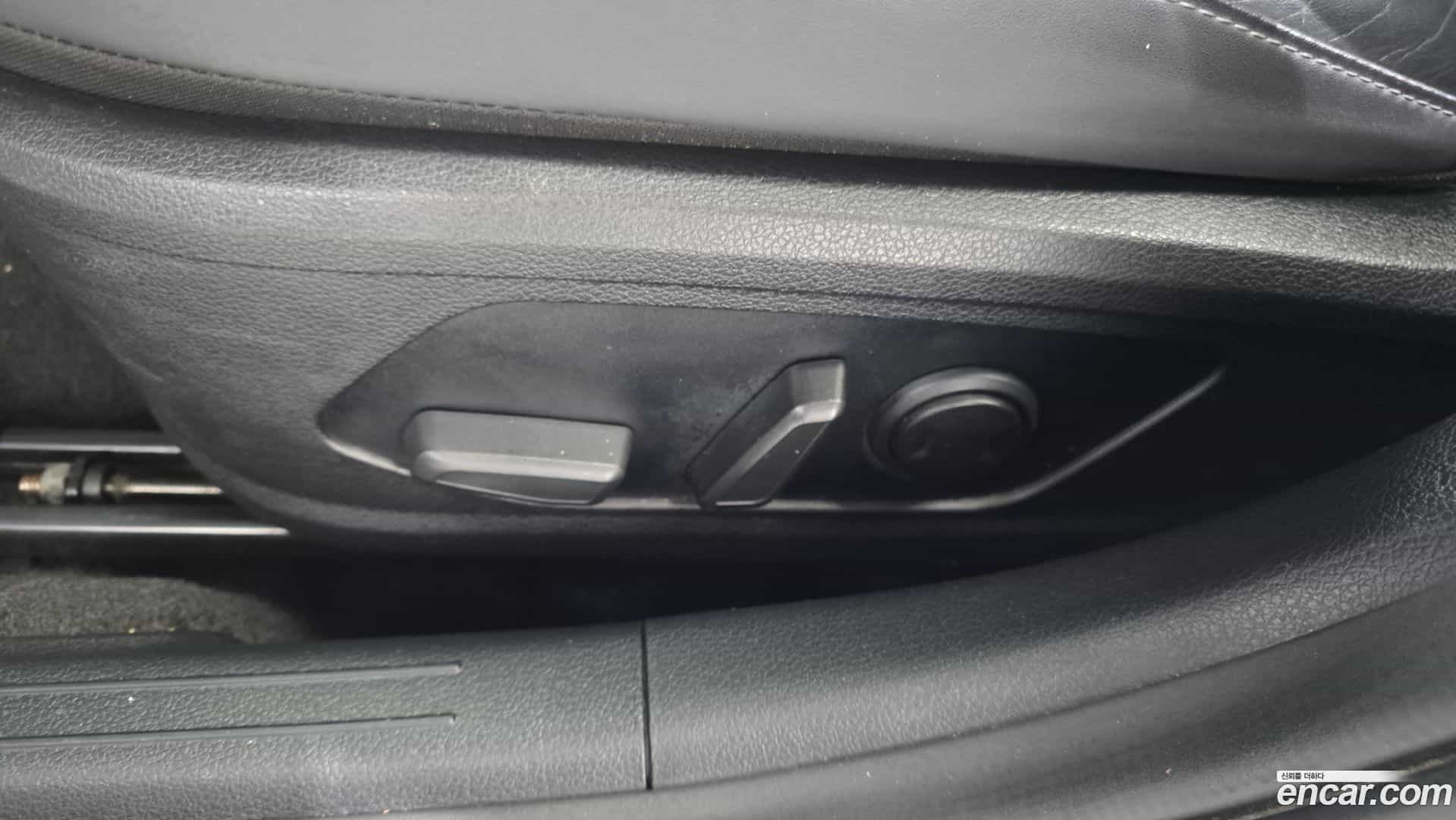 Sonata Hyundai 2020.2-OPTION-043