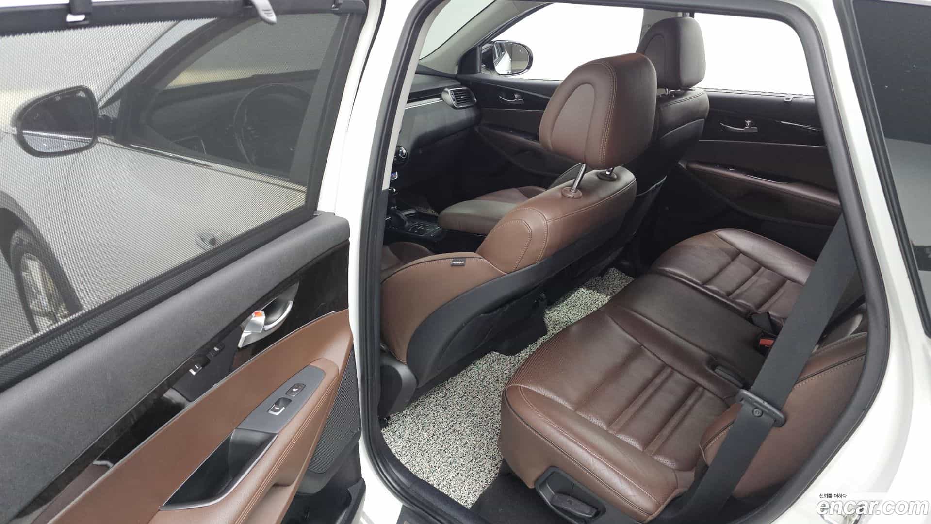 Sorento Kia 2016.10-INNER-036