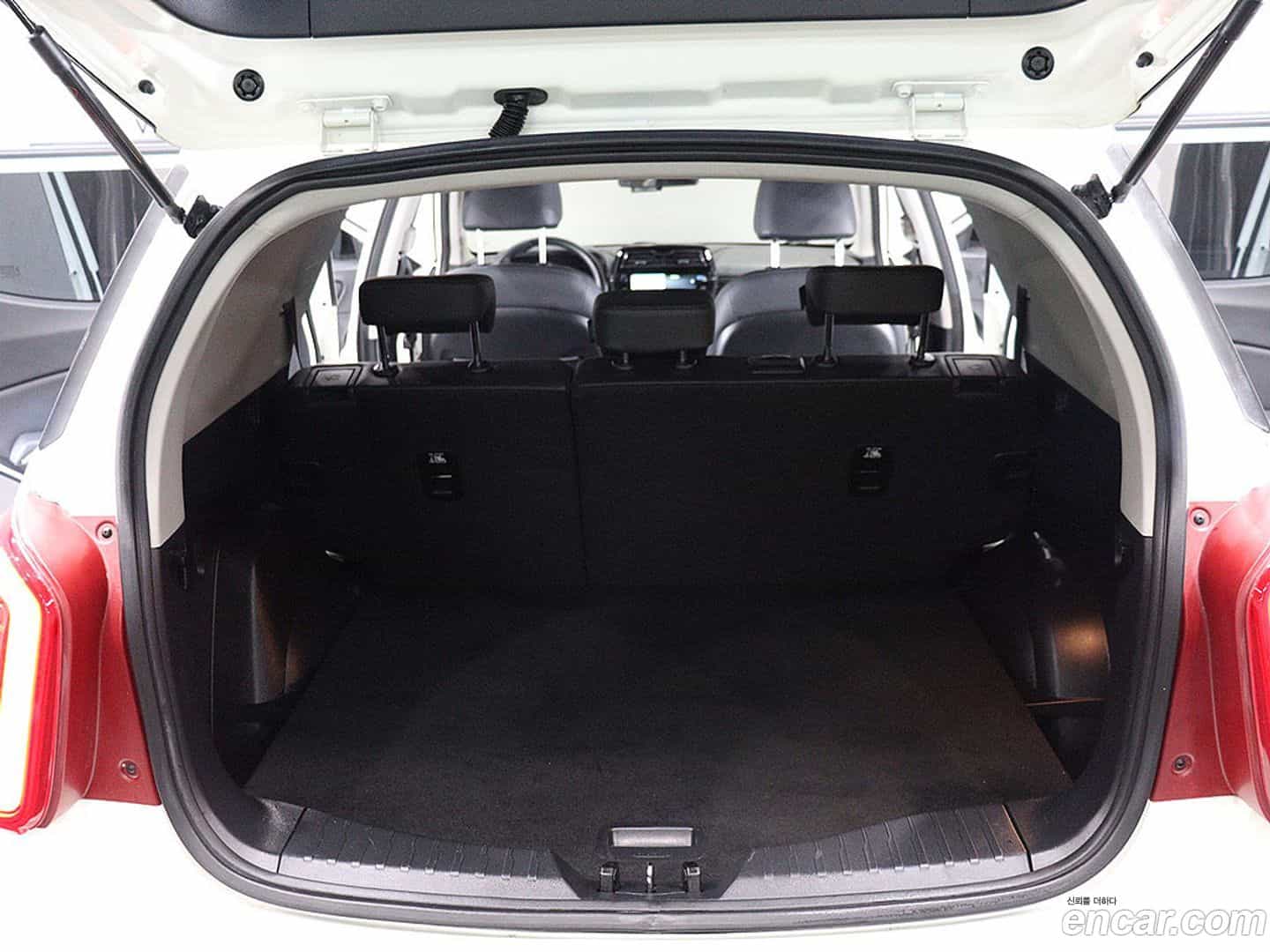 TIBOLI KG Mobility 2021.1-OUTER-005
