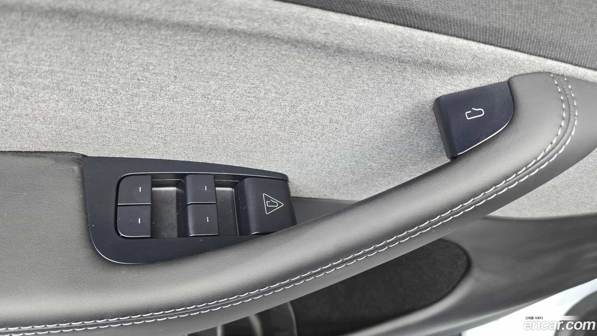 Model Y Tesla 2026.3-OPTION-024
