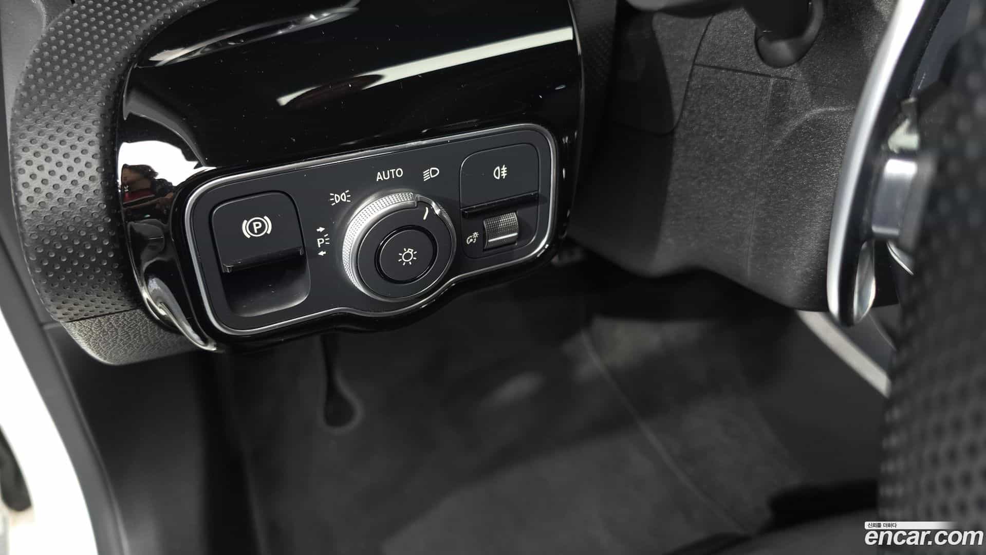 A-Class Mercedes-Benz 2023.2-OPTION-023