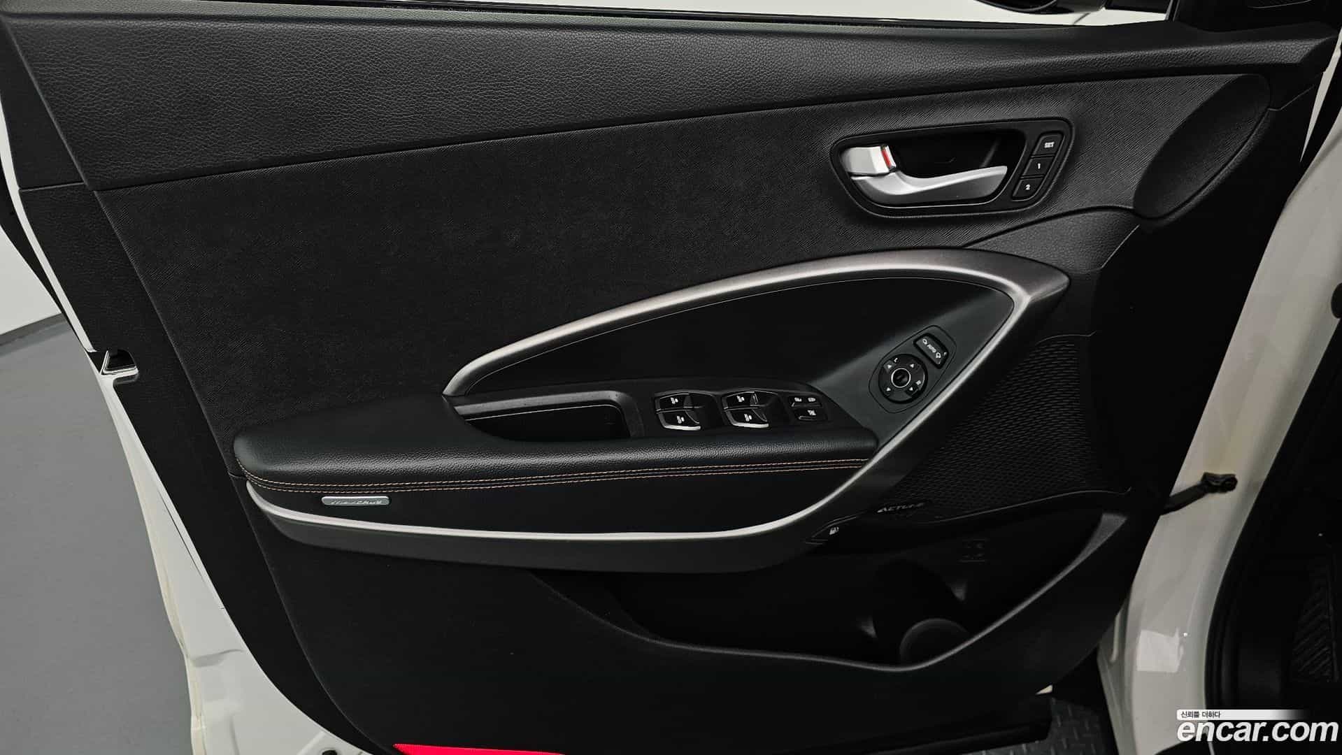 Maxcruz Hyundai 2013.5-INNER-034