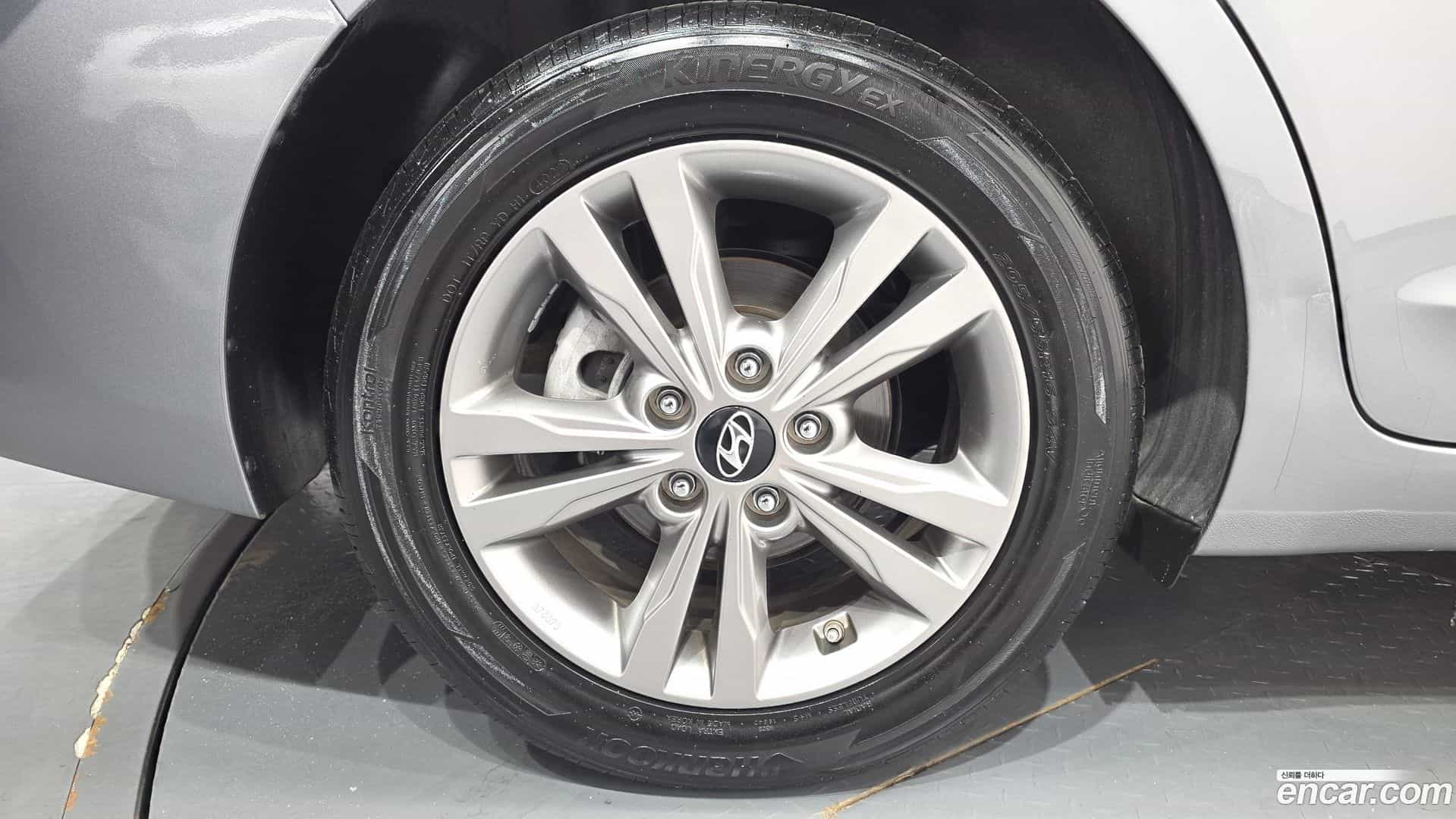 AVANTE Hyundai 2017.3-OUTER-005
