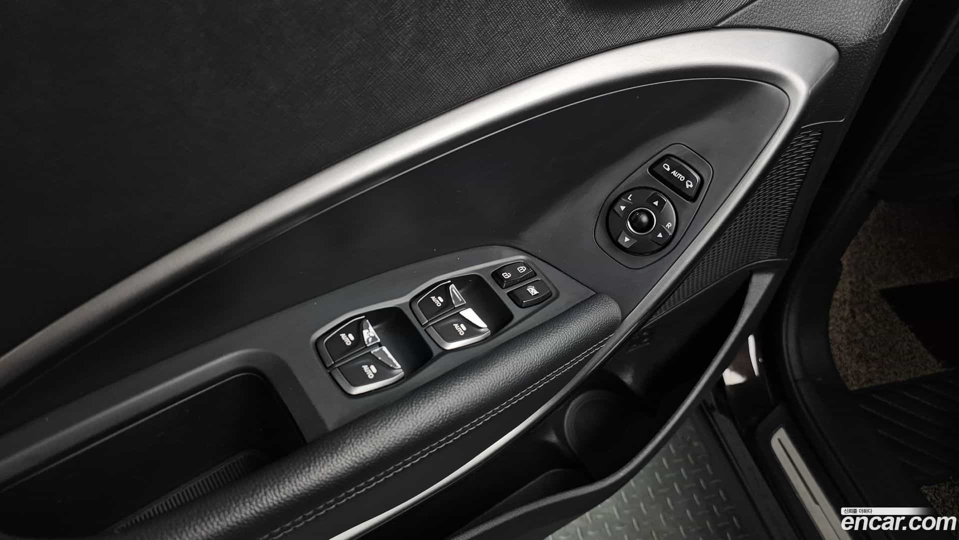 Maxcruz Hyundai 2017.1-OPTION-024
