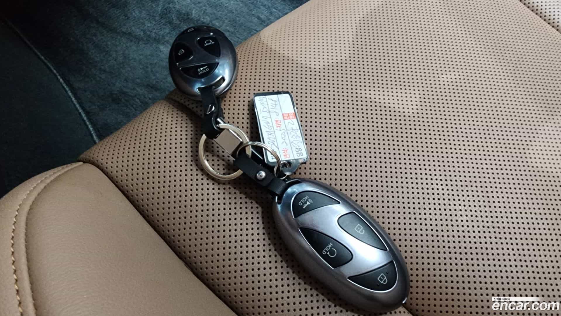 Grandeur Hyundai 2025.8-OPTION-020