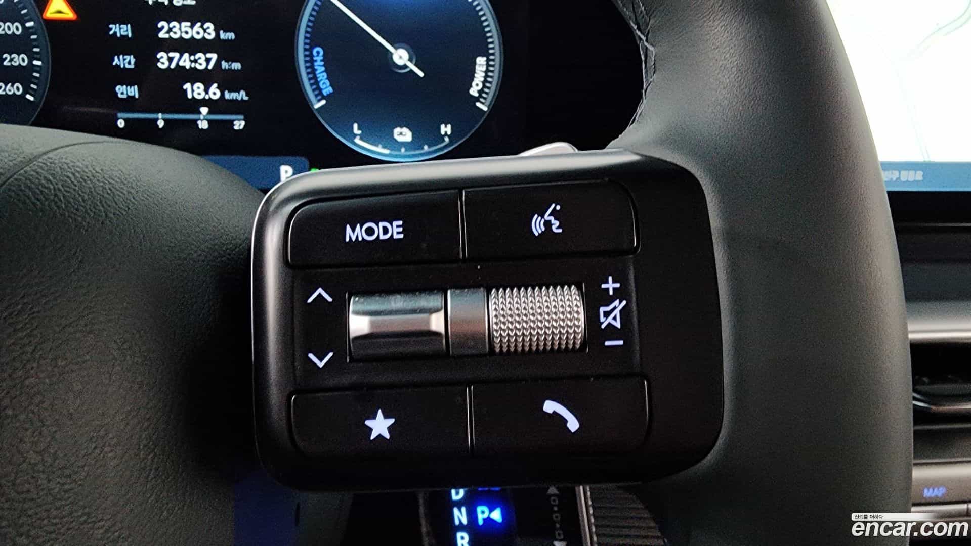 Grandeur Hyundai 2025.8-OPTION-021