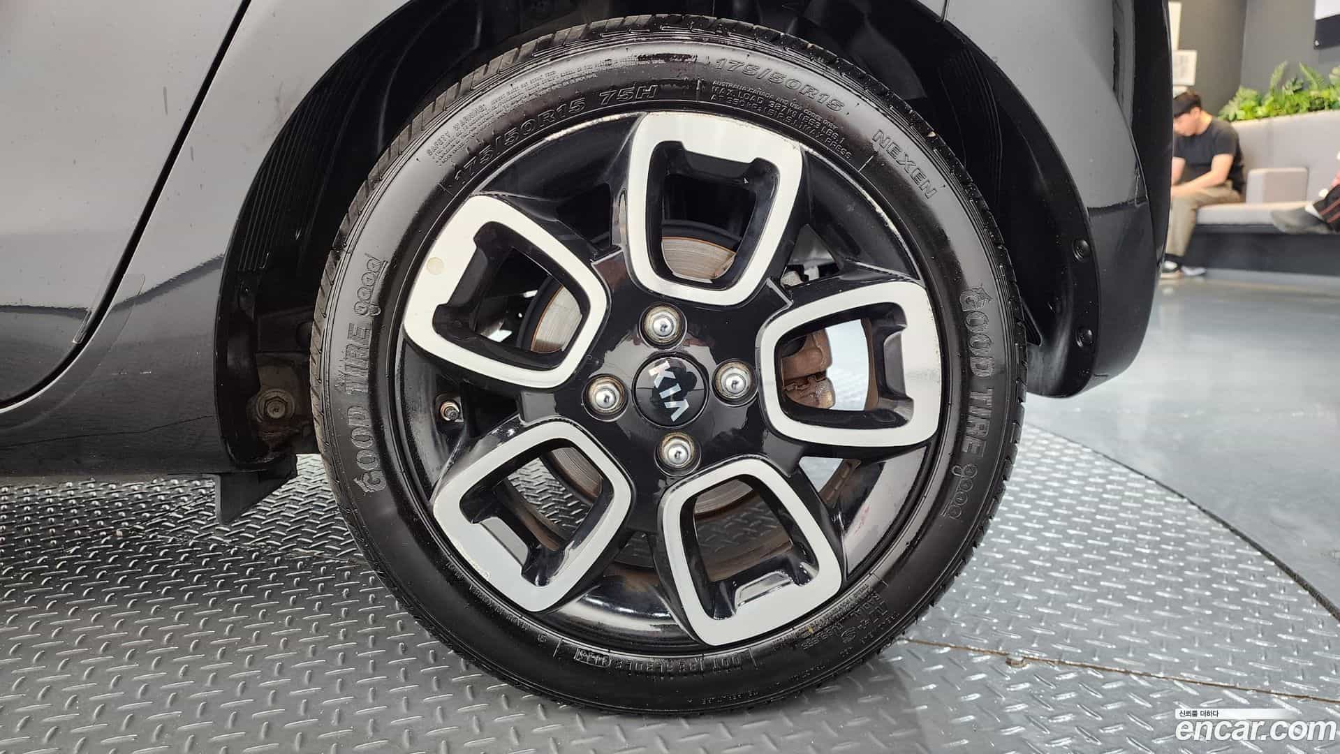 RAY Kia 2021.6-OUTER-031