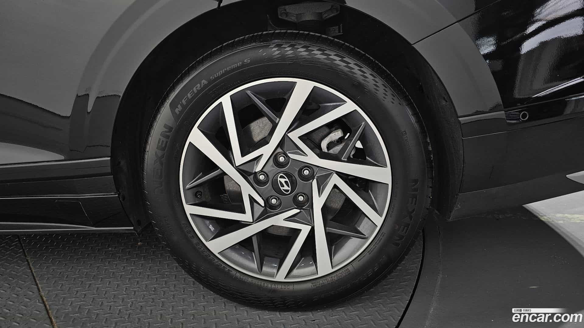 Grandeur Hyundai 2023.4-OUTER-005