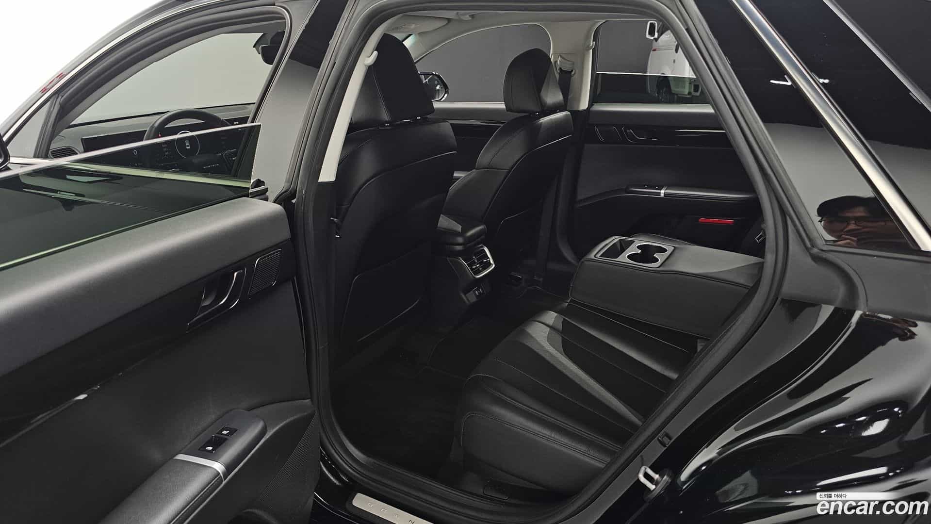 Grandeur Hyundai 2023.4-OPTION-016