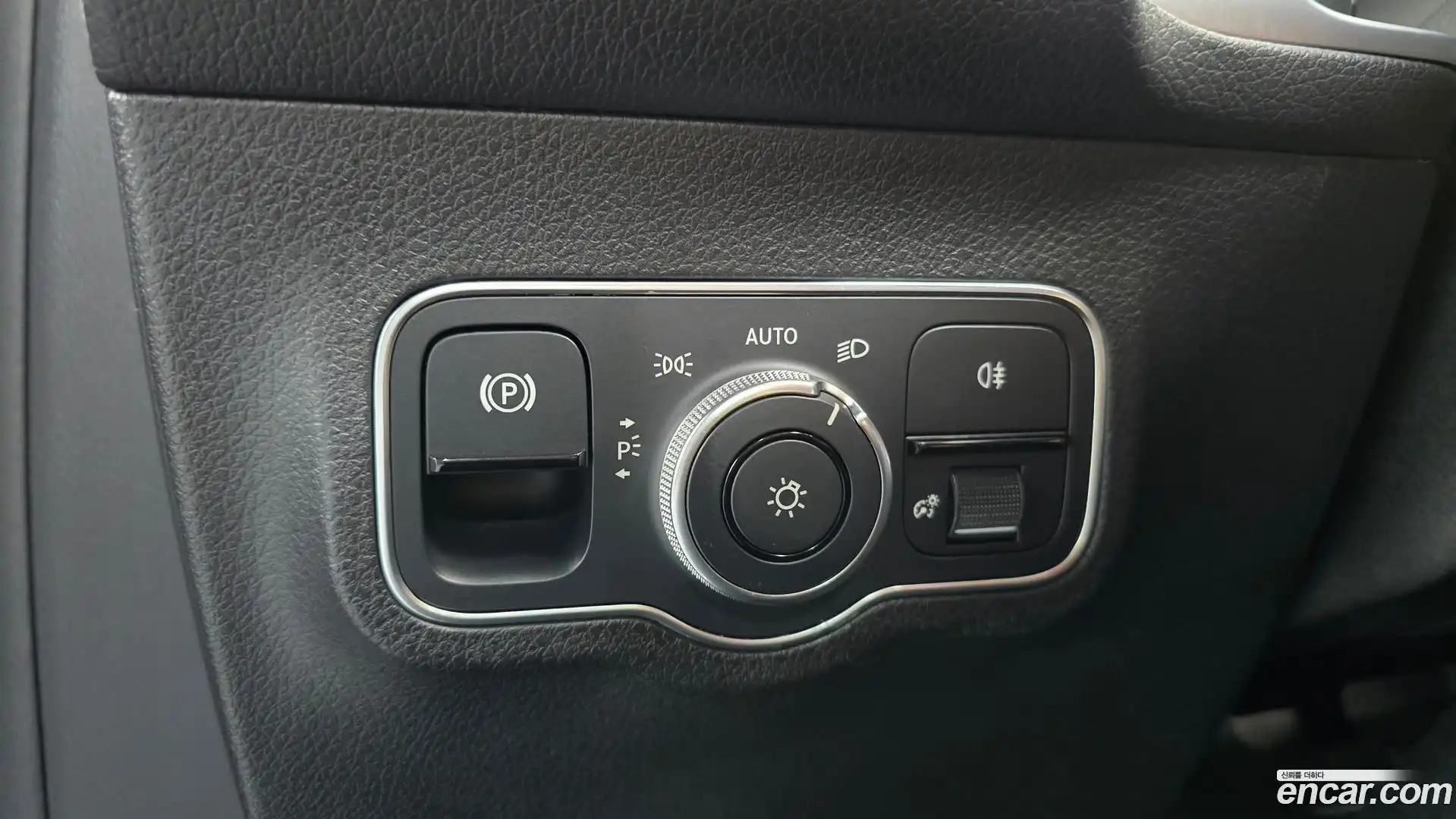 EQB Mercedes-Benz 2022.11-OPTION-040