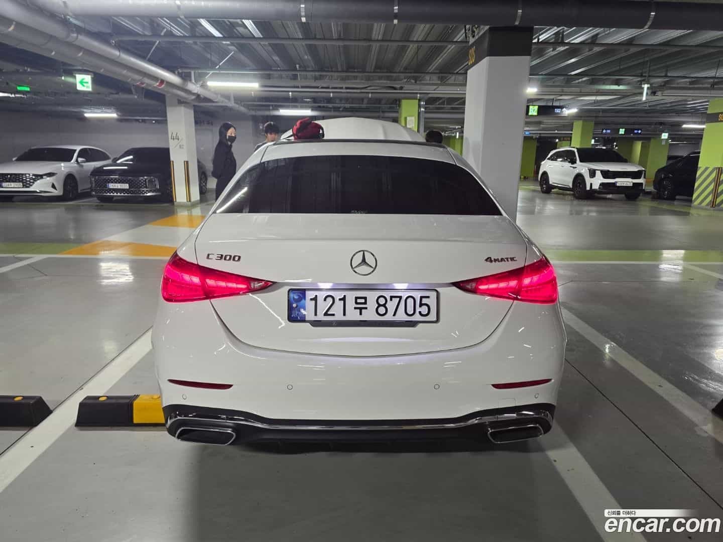 C-Class Mercedes-Benz 2023.0-OUTER-002