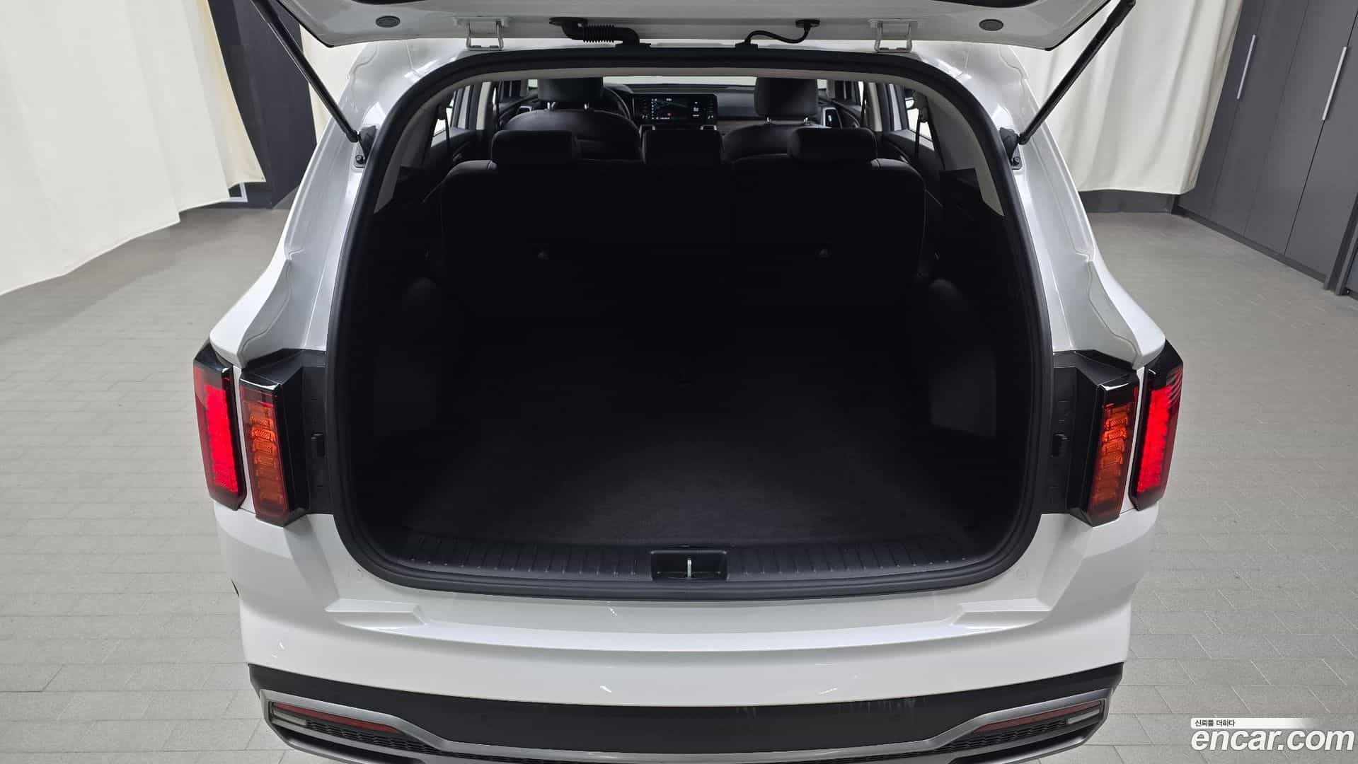 Sorento Kia 2022.4-OPTION-041