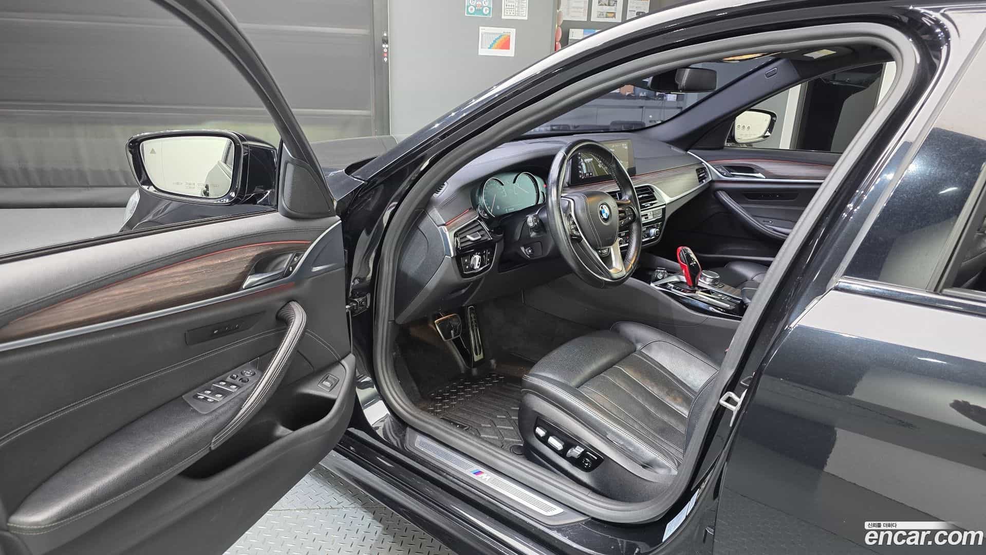 5-Series BMW 2017.8-INNER-010