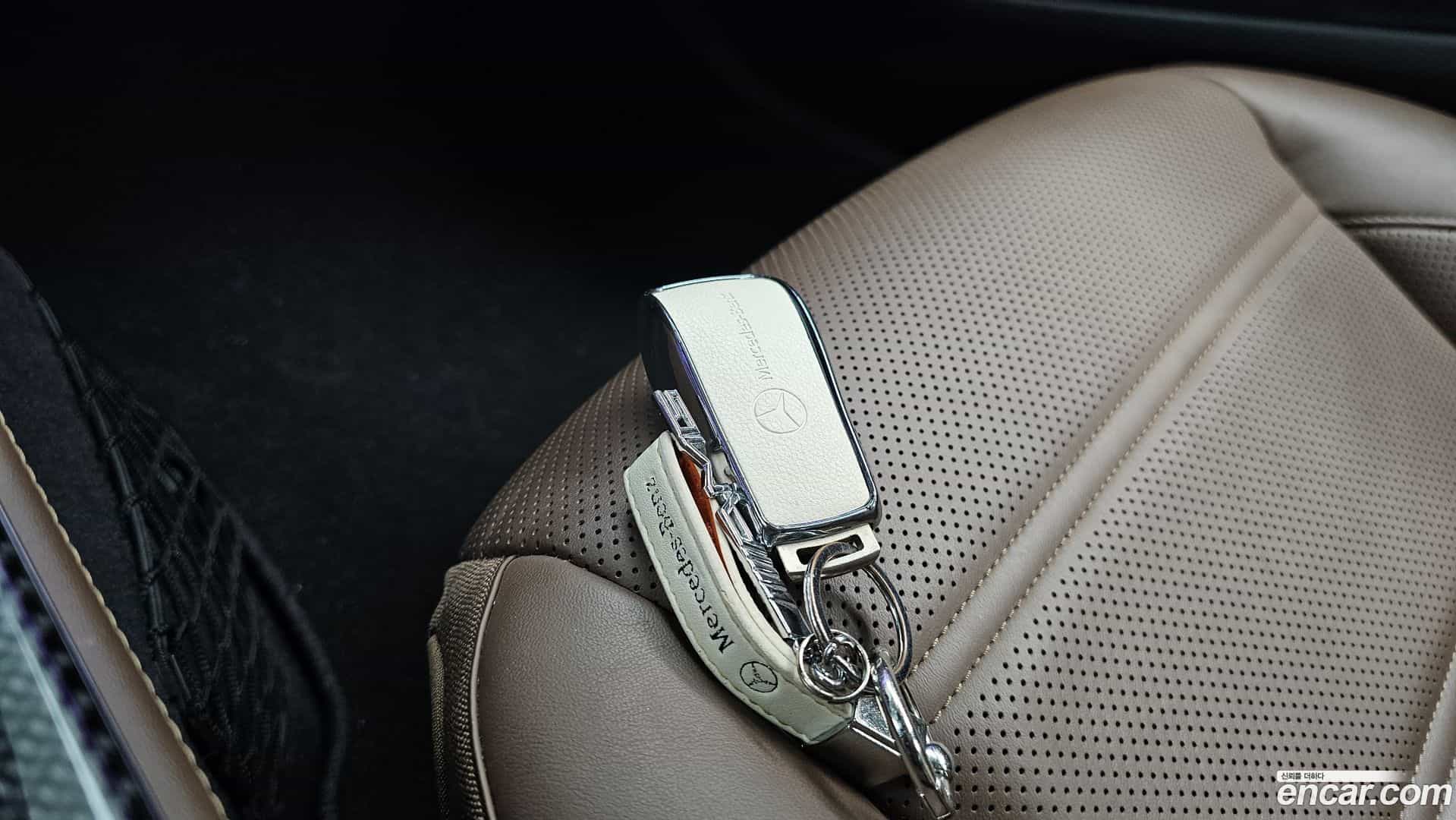 E-Class Mercedes-Benz 2018.7-OPTION-045