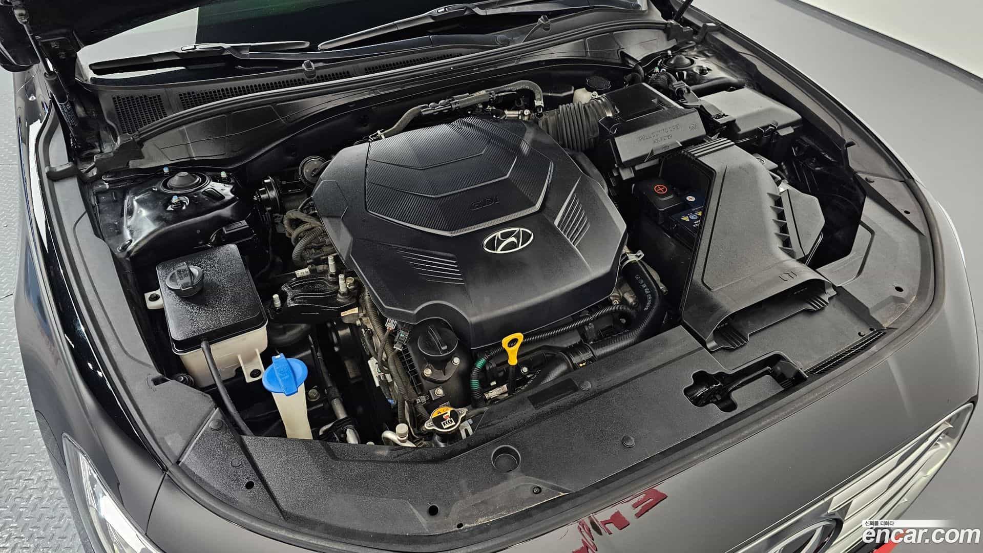 Grandeur Hyundai 2017.4-OUTER-006