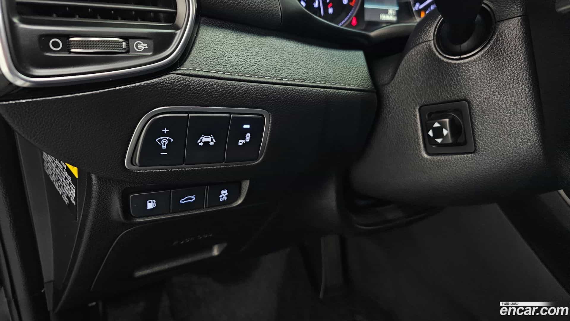 Grandeur Hyundai 2017.4-OPTION-020