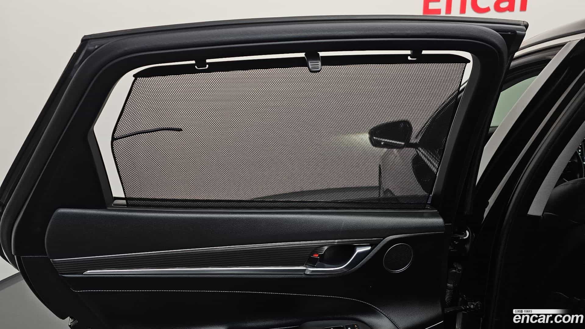 Grandeur Hyundai 2017.4-OPTION-024