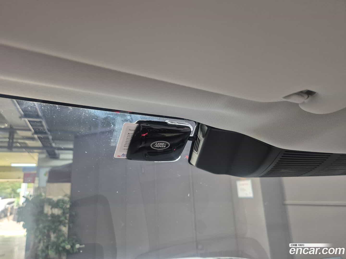 Defender Land Rover 2025.10-INNER-010