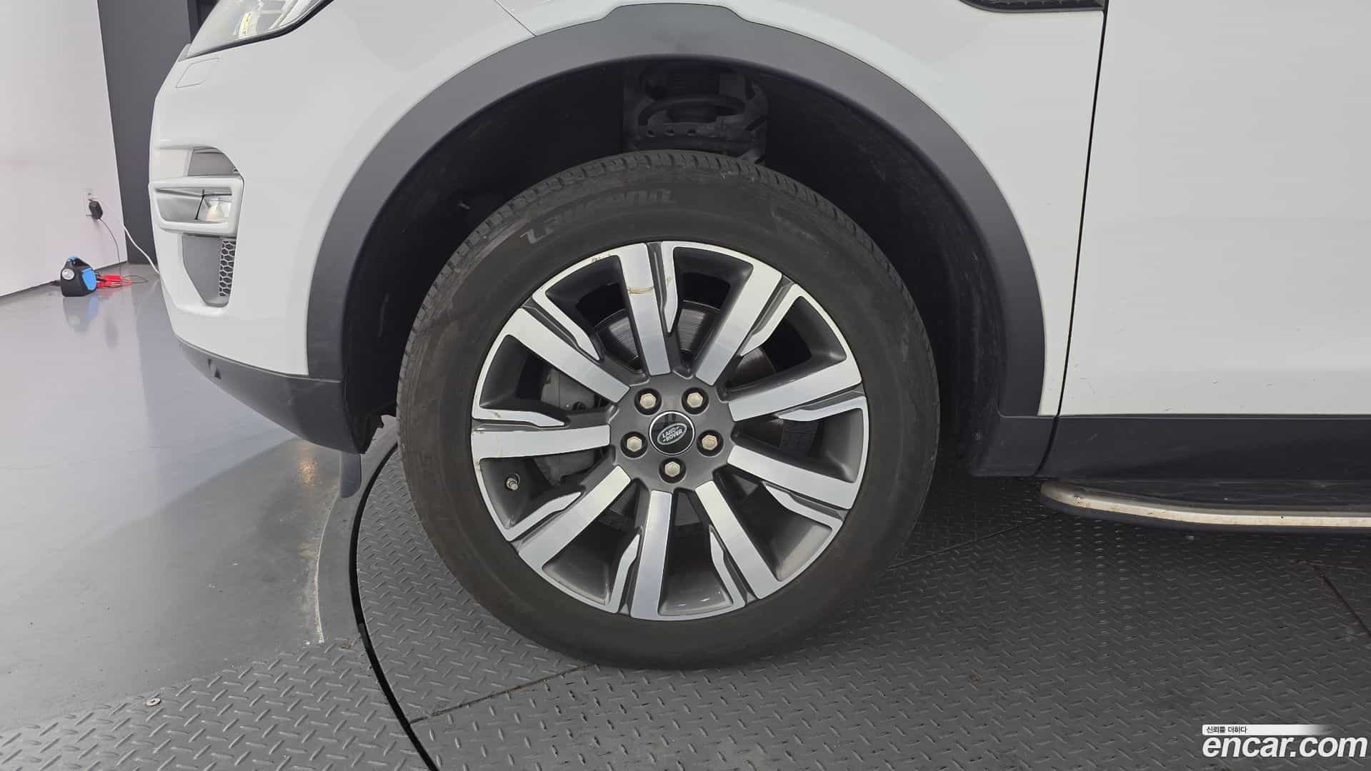 Discovery Sport Land Rover 2019.4-OUTER-005
