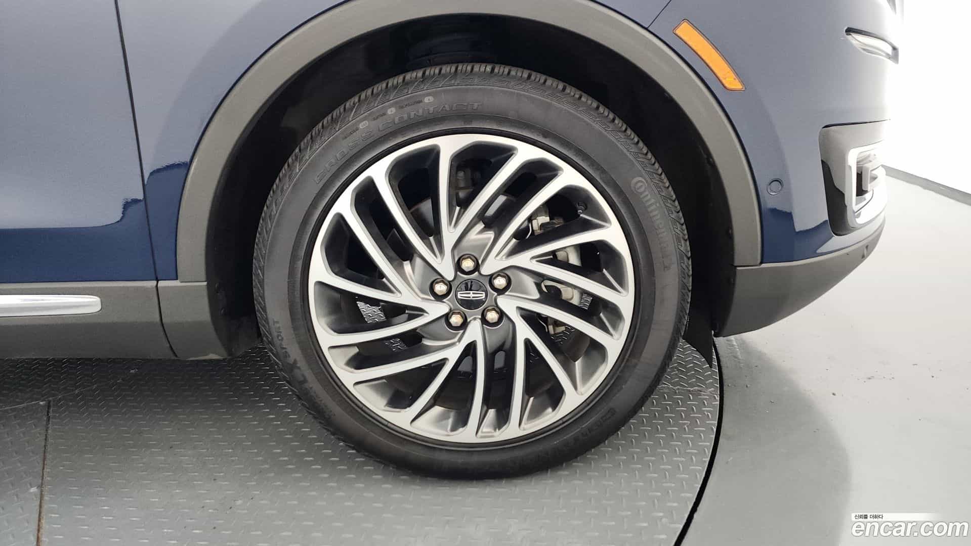 Nautilus Lincoln 2019.10-OUTER-031