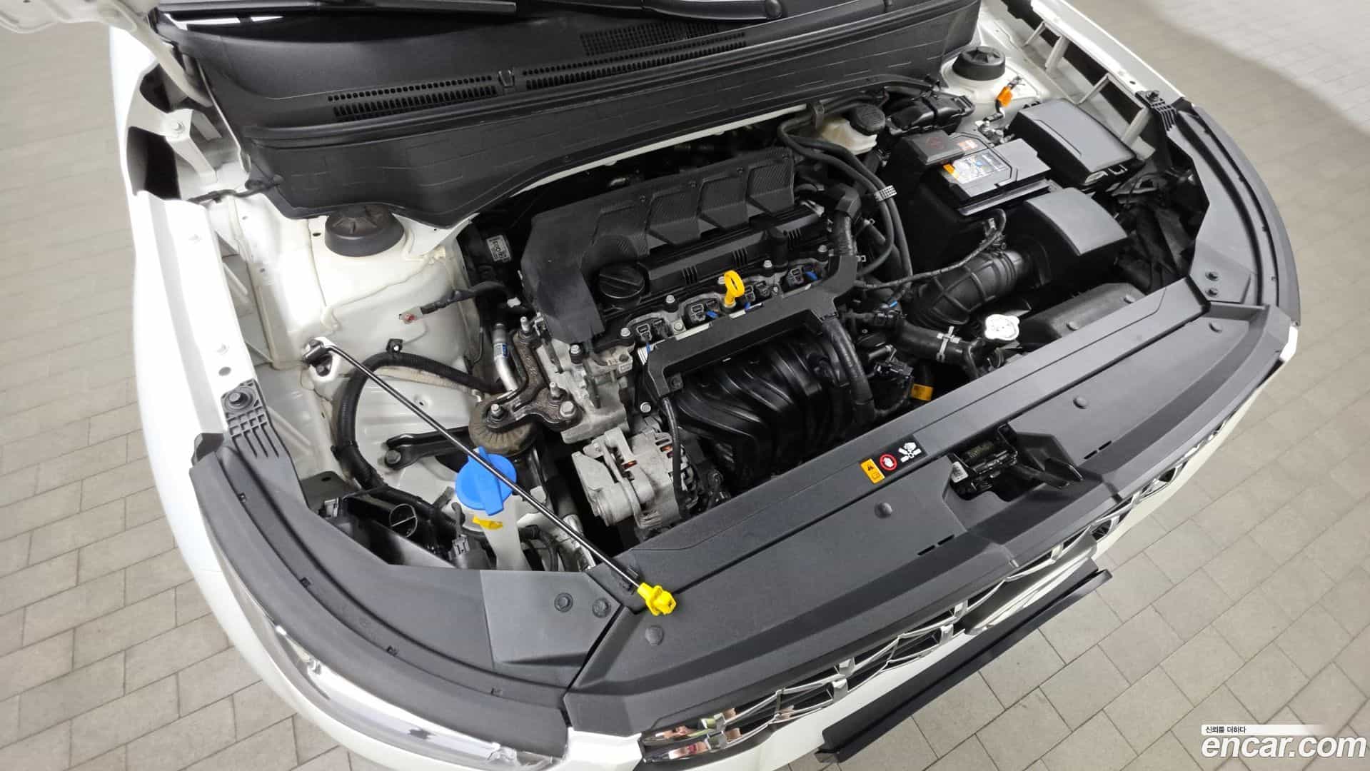 Venue Hyundai 2021.10-OUTER-006